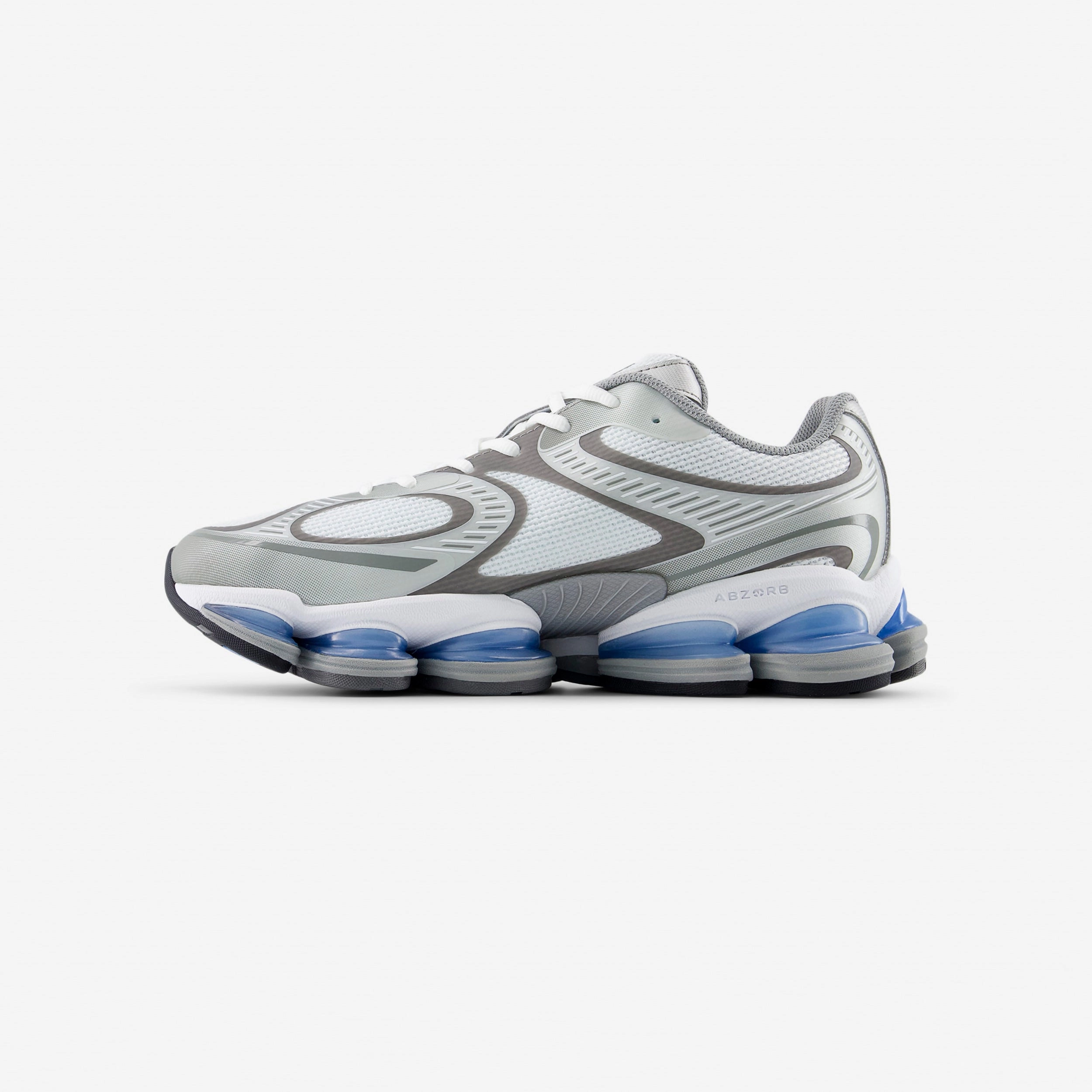 Torsional Stability Feature Smooth Soles 2000