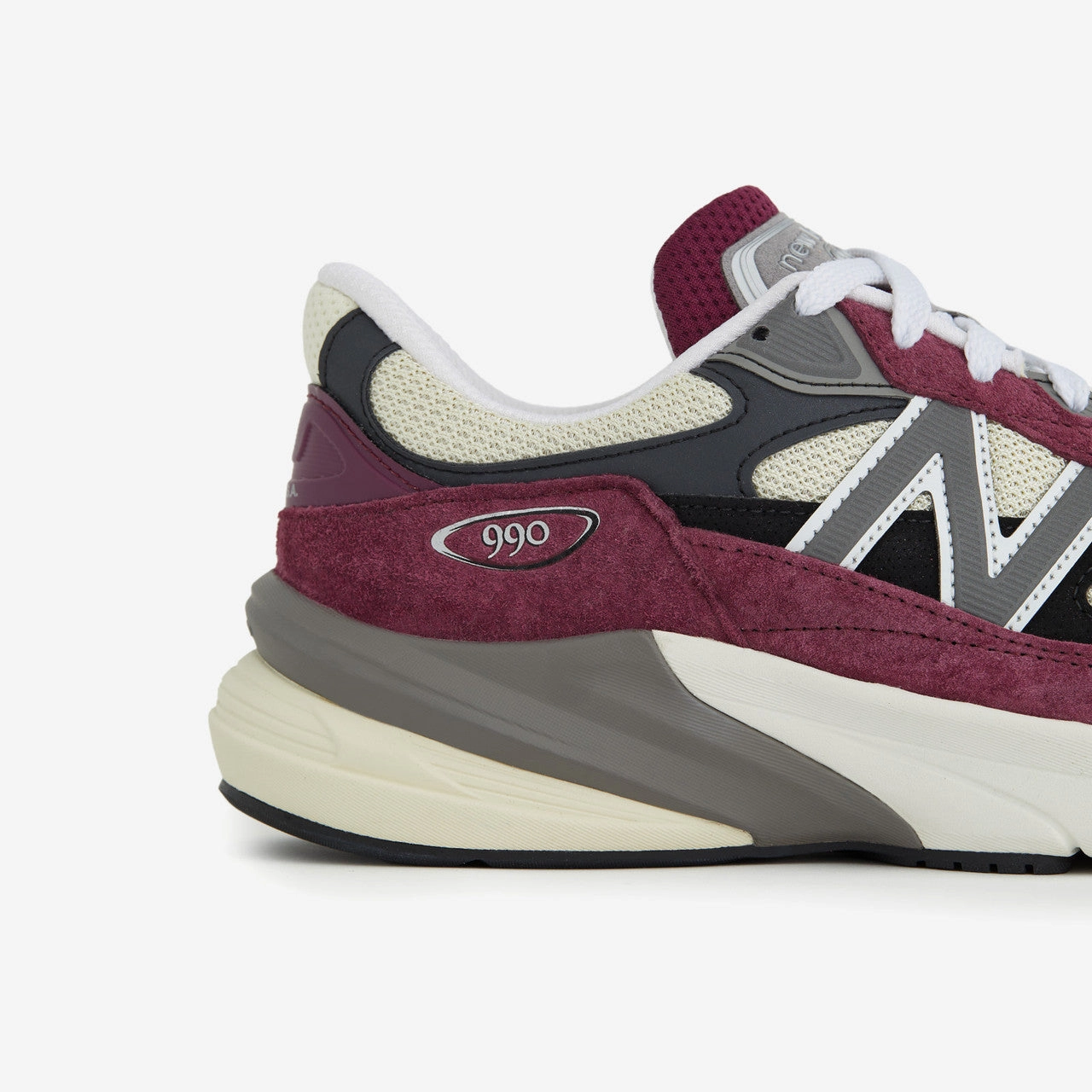990v6 Statement flair
