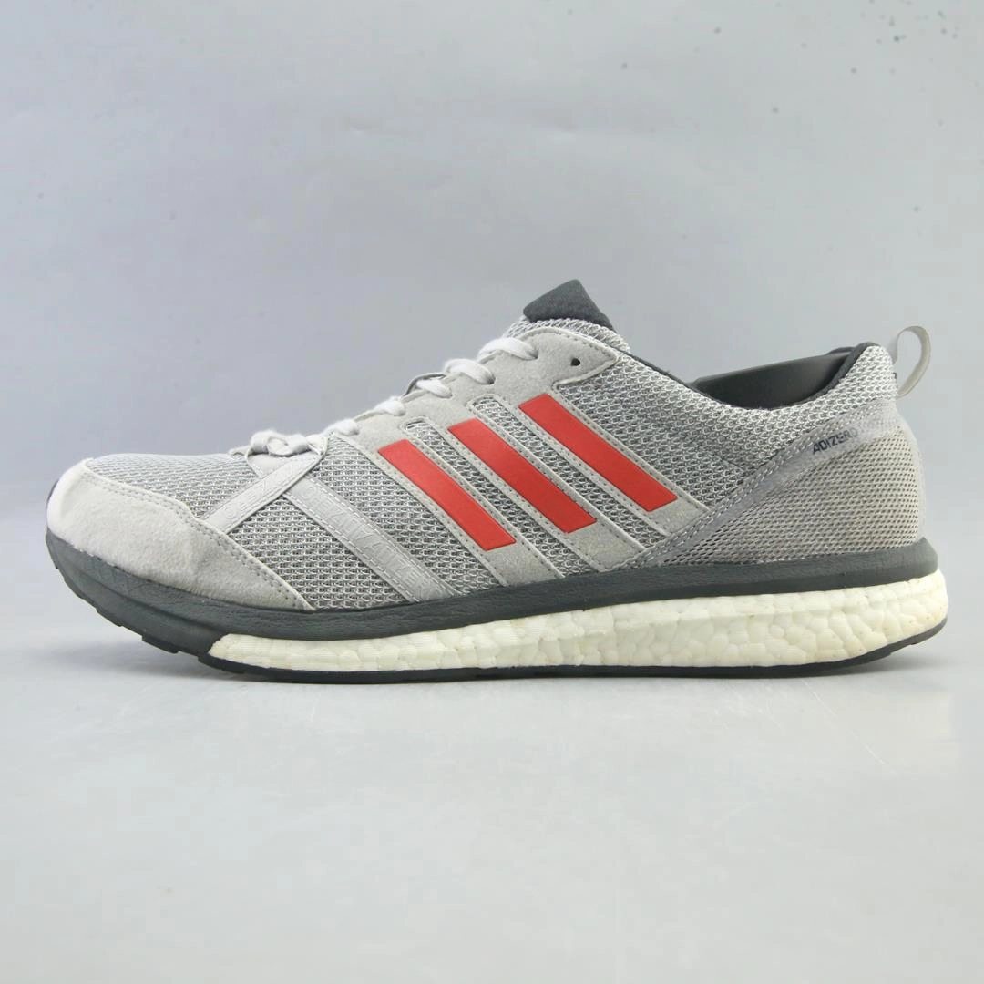 running in the night shoes ADIDAS ADIZERO TEMPO 9