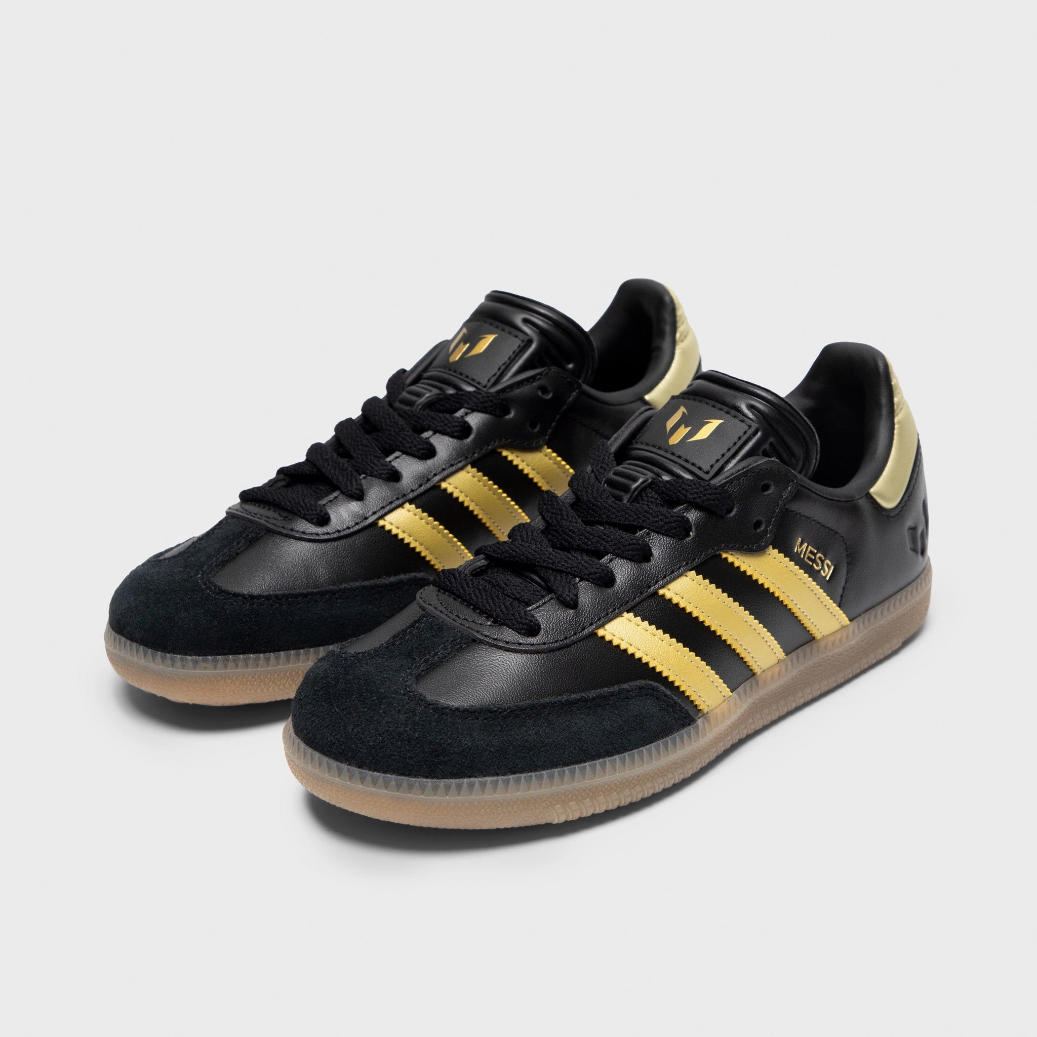 Thermal regulation Textured Upper adidas Juniors' Samba Messi Core Black / Gold Metallic - Gum