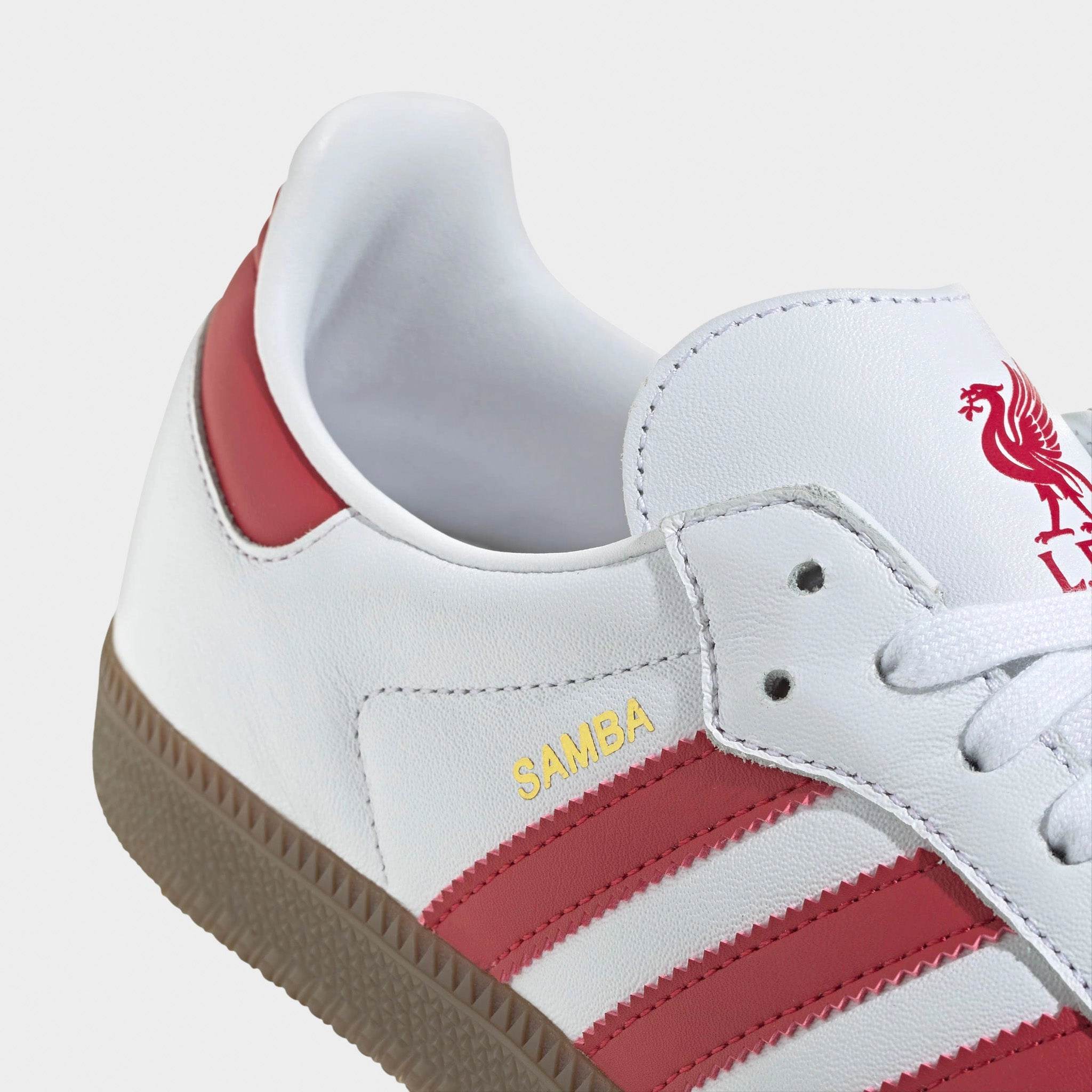 Durable Outsole Design adidas LFC Samba White / Strawberry