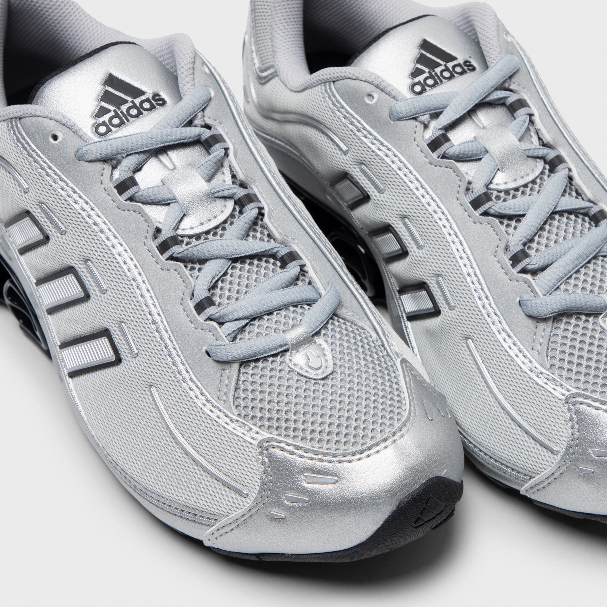 adidas Megaride 01 Silver / Black MultiDirectionalFlex Sturdy flexibility