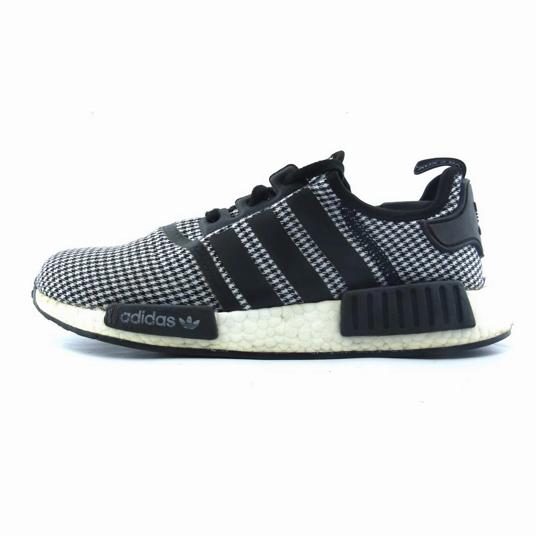 Wide Base Support ADIDAS  NMD R1