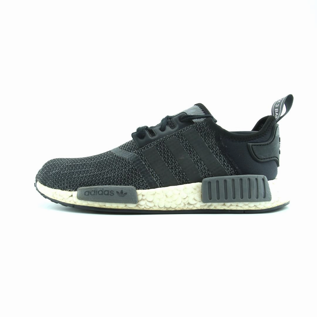 Off adapt to different paces ADIDAS NMD R1