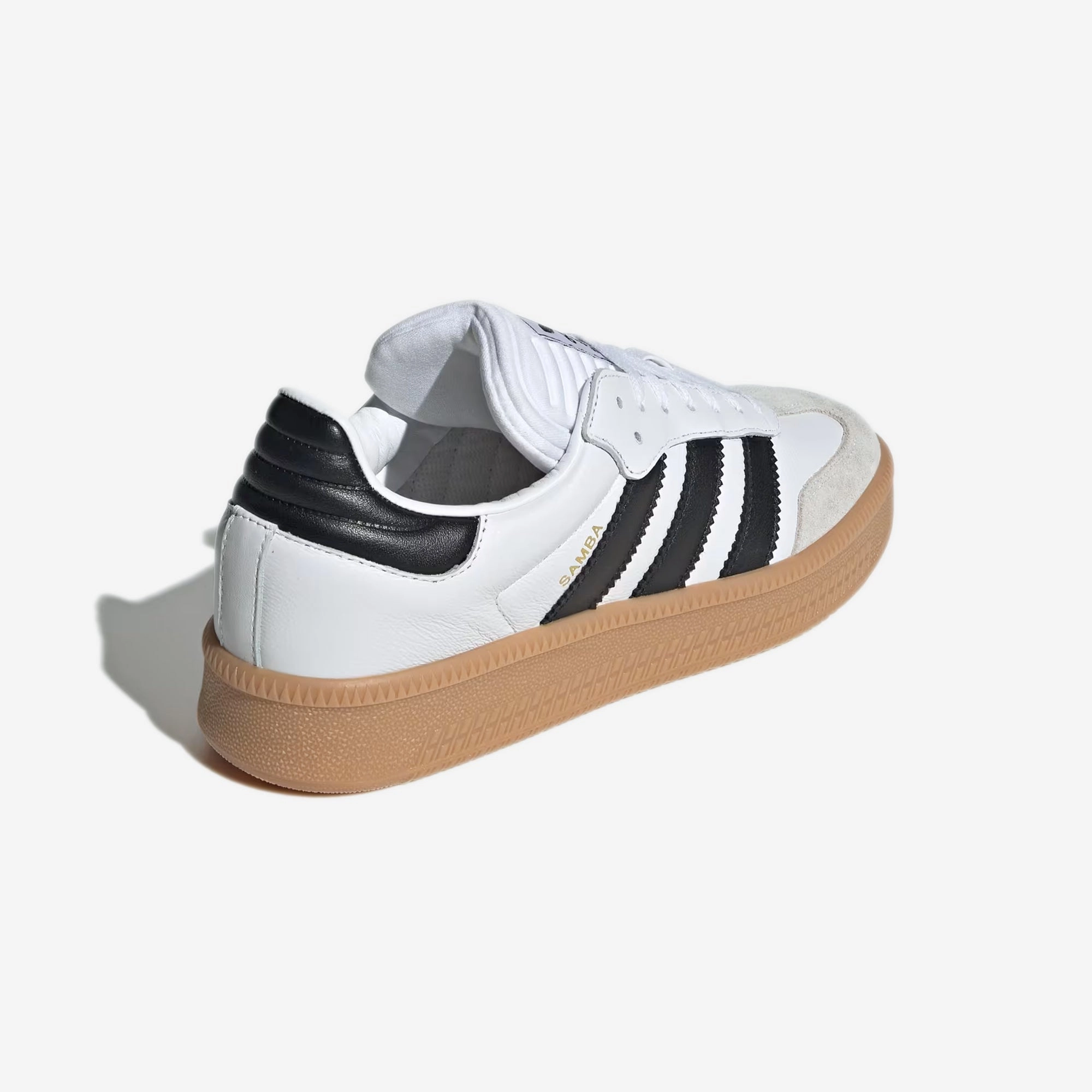 ADIDAS ORIGINALS | SAMBA XLG { BLACK/WHITE/GUM All Ride LightweightDesign