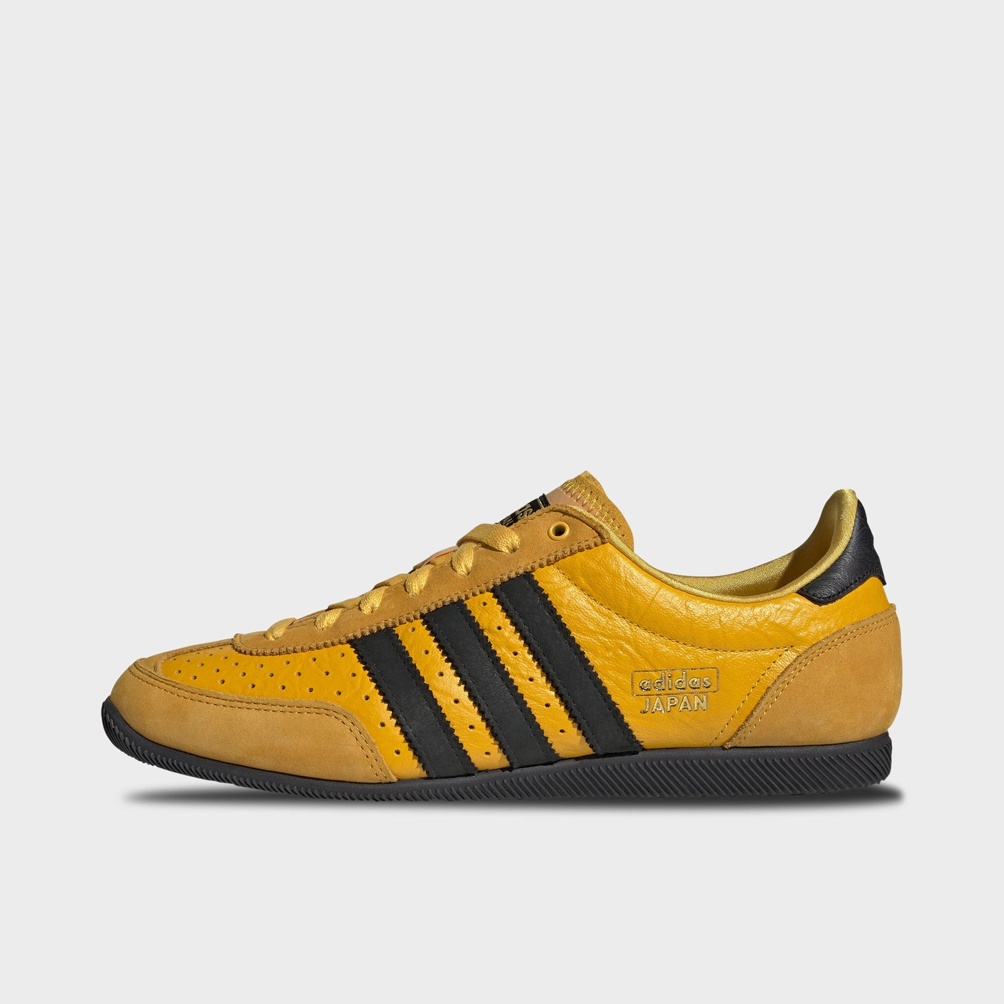 adidas Originals Women's Japan Crew Yellow / Black - Gold Neutral Look Iconic Style