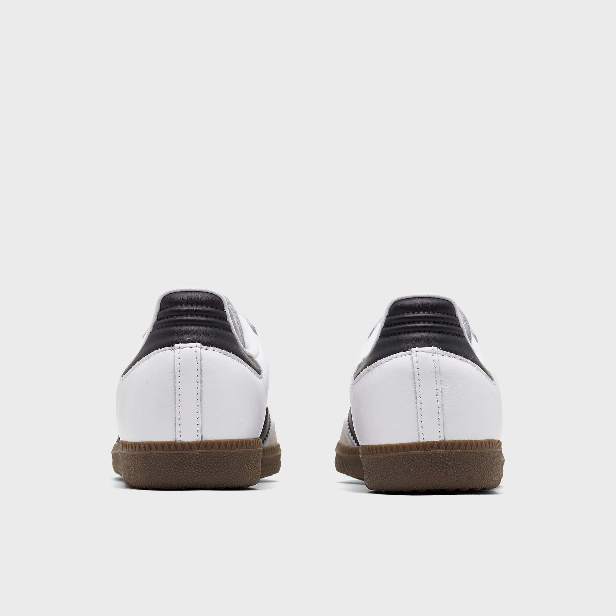 adidas Originals Women's Samba OG Footwear White / Core Black - Clear Granite MultiDirectionalTread