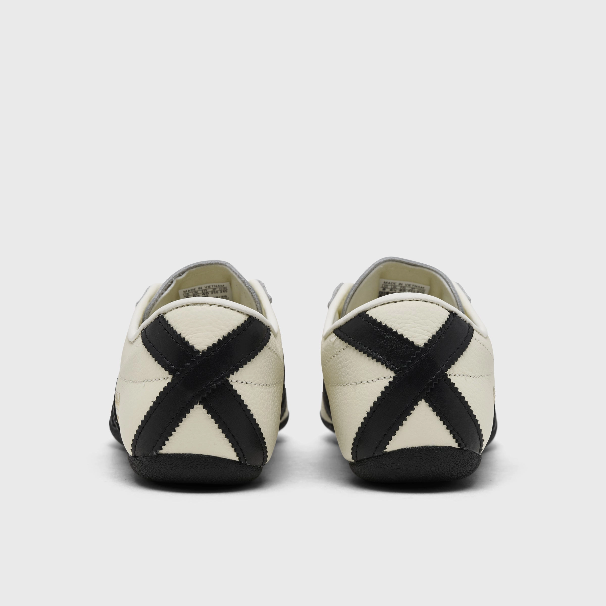 adidas Originals Women's Tokyo Off White / Core Black - Gold Padded Ankle Bare Footfeel