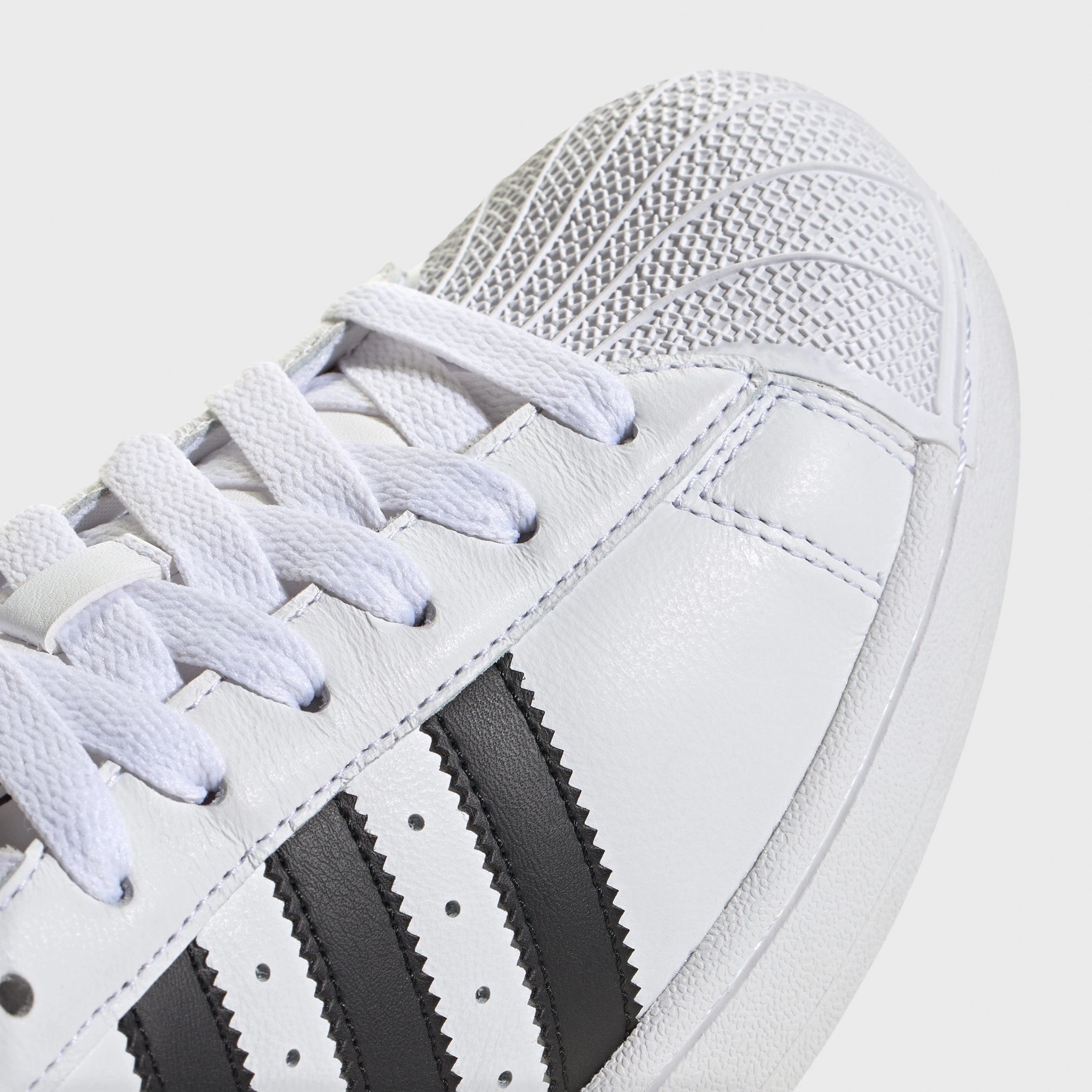adidas Superstar II White / Black Street Power