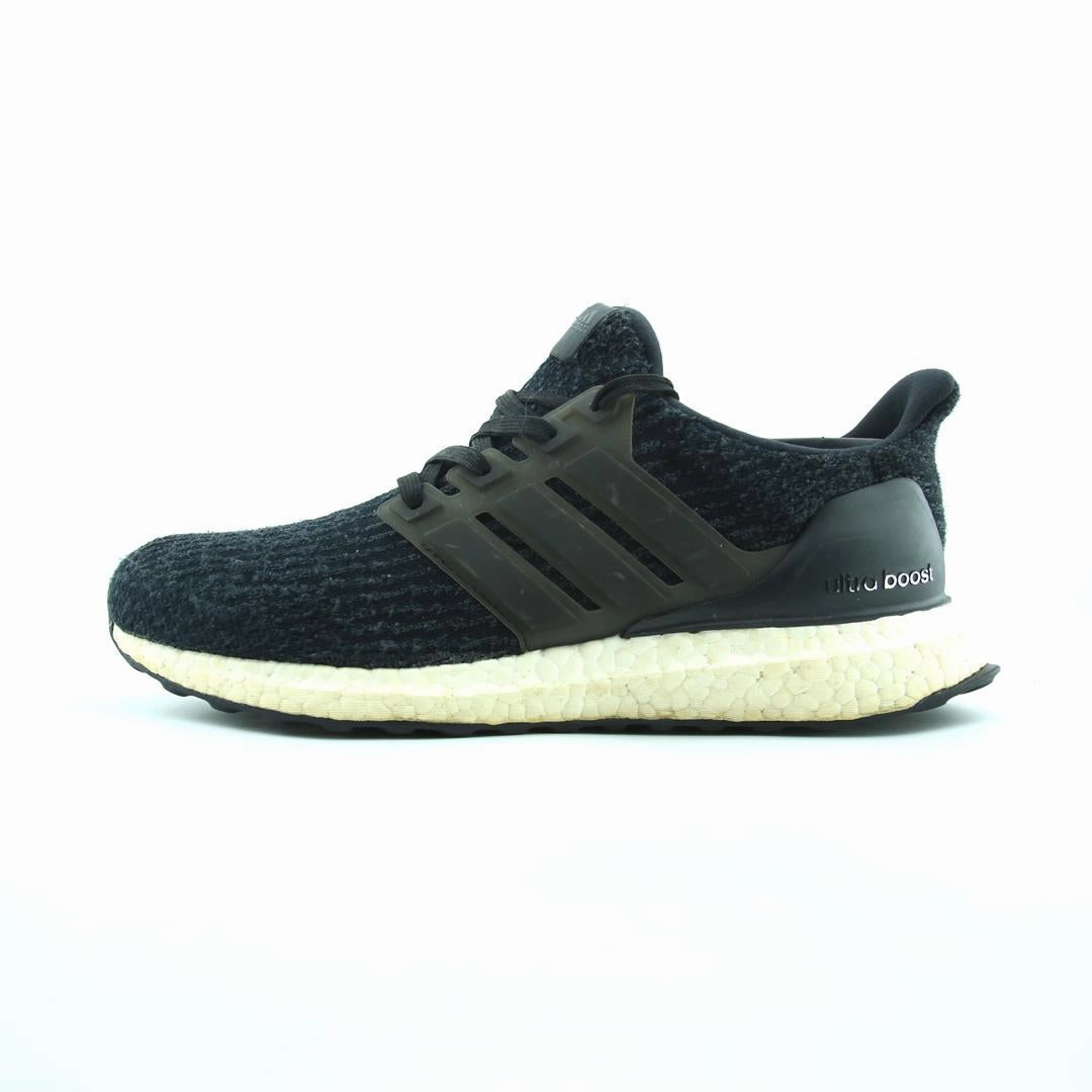 Ergonomic Toe Box Hyper Durable Outsole ADIDAS  ULTRA BOOST 3.0