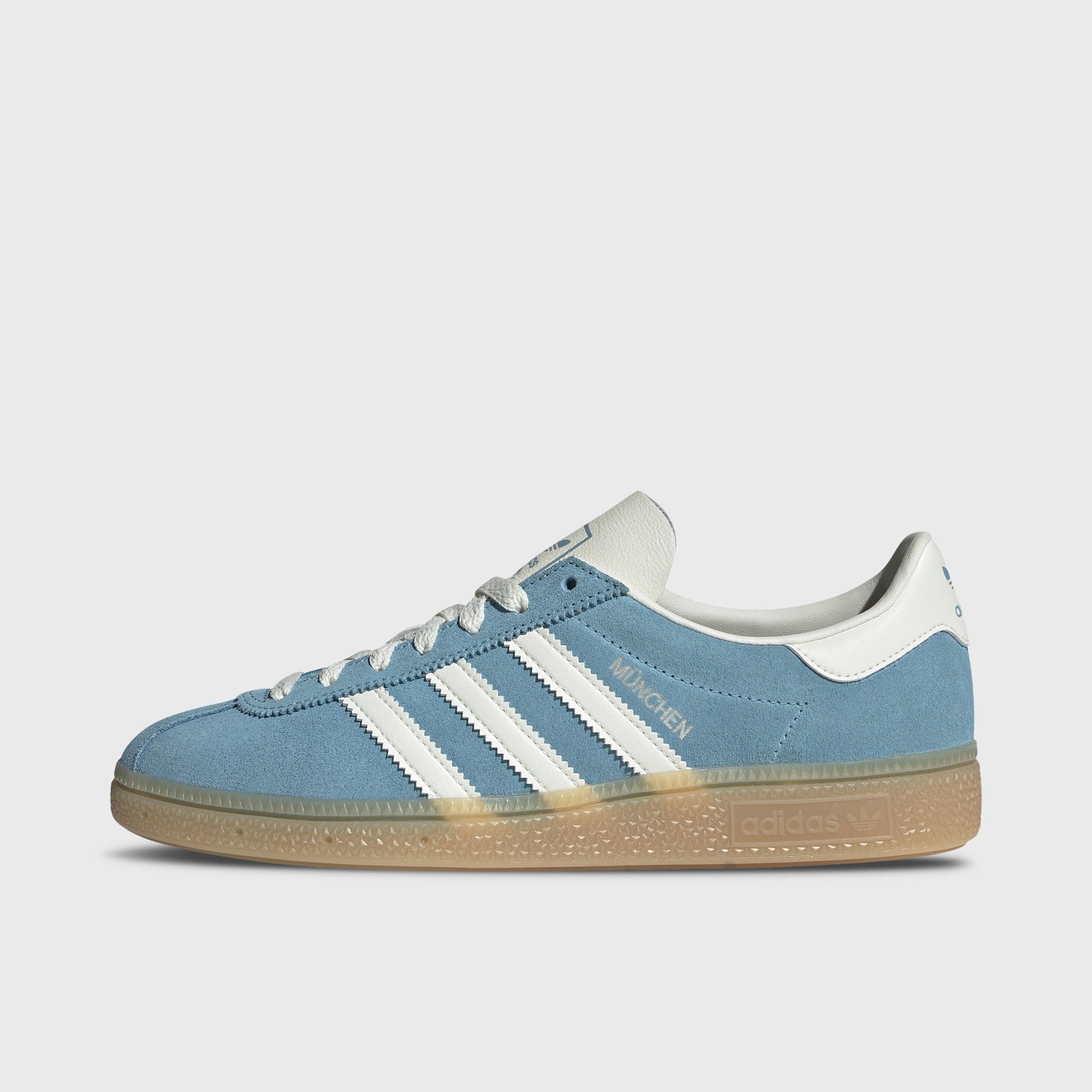 Natural Cushion Flattering wear adidas Women's Muenchen Preloved Blue / Off White - Silver Metallic