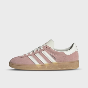 Basic Neutral Freedom Fit adidas Women's Muenchen Wonder Mauve / Off White - Silver Metallic