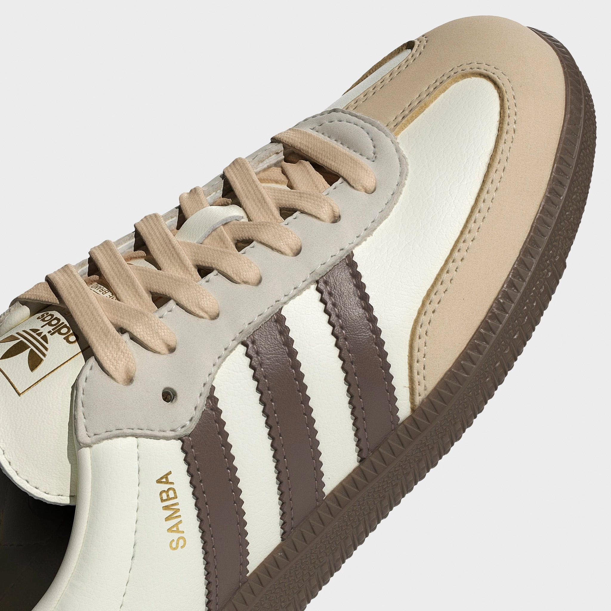 adidas Women's Samba OG Off White / Earth Strata - Gum Stylish grip shape fit