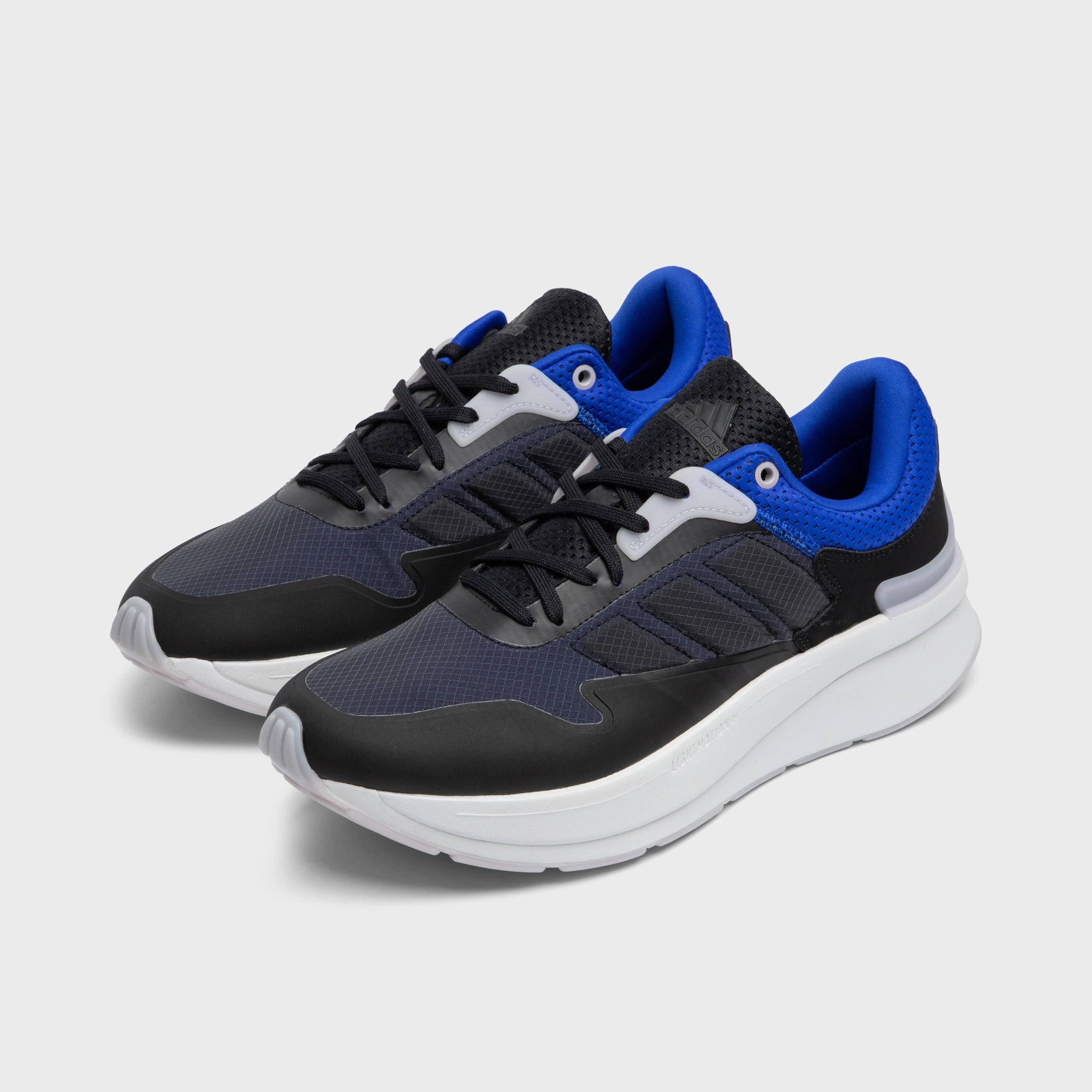 Every Scene adidas ZNCHILL Core Black / Ftwr White - Lucid Blue