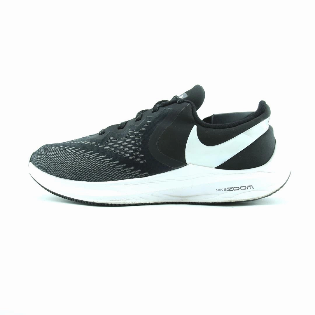 NIKE ZOOM WINFLO 6 Athletic Apparel Determination