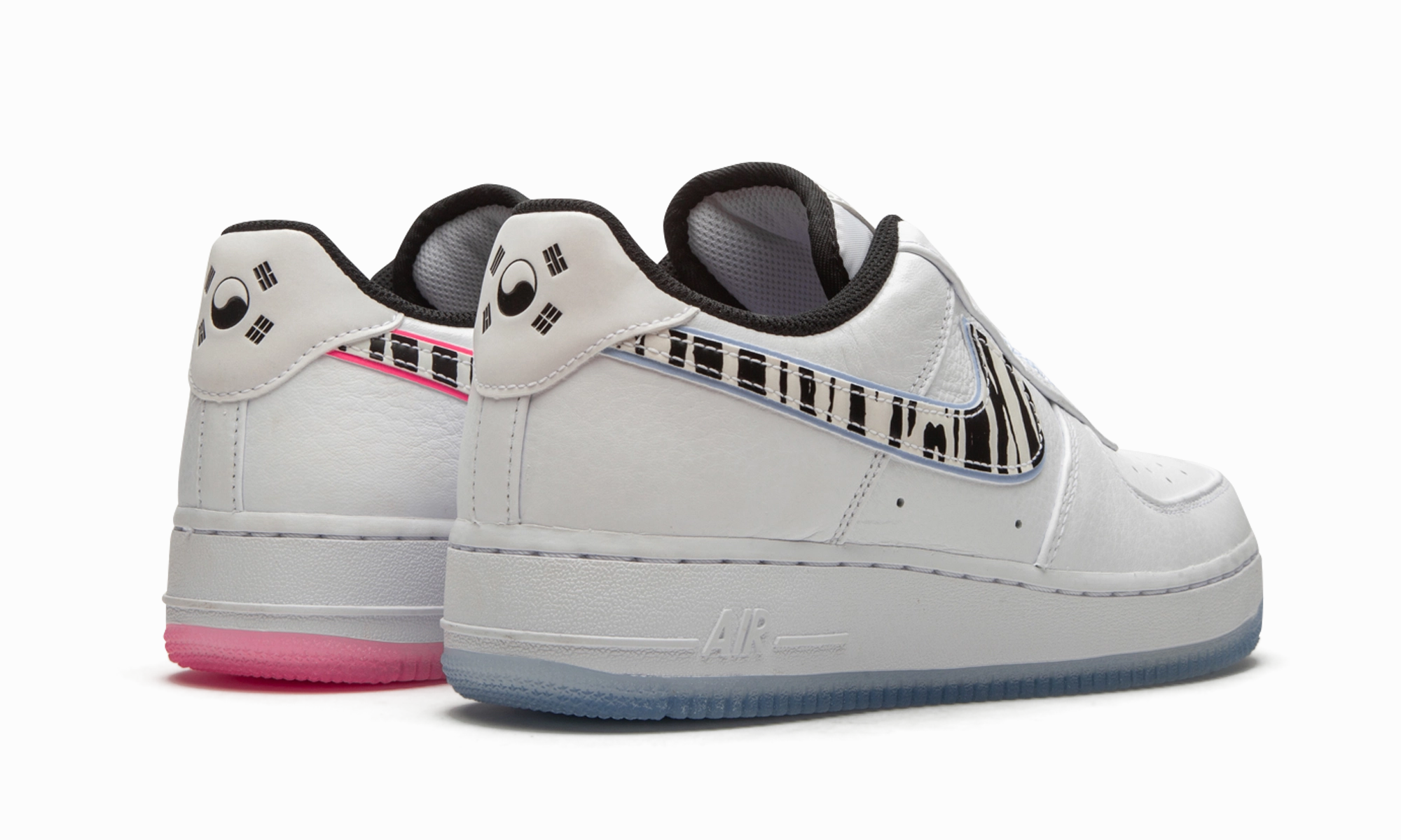 Retro Tone Air Force 1 07 QS "South Korea"