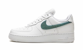 AIR FORCE 1 '07 ESS WMNS "Glitter Swoosh - Celery" Hook And Loop Heat Hike