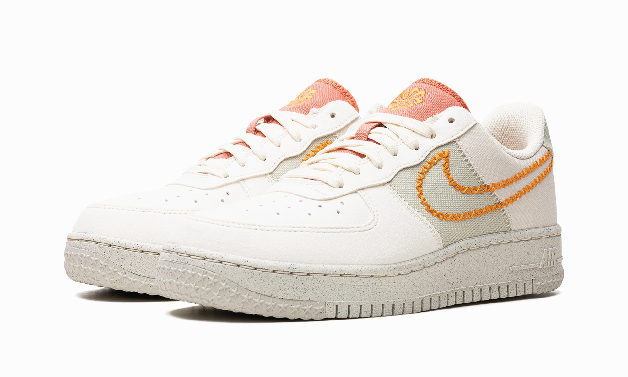 AIR FORCE 1 '07 LO NH WMNS "Next Nature - Coconut Milk" Stroll Ready