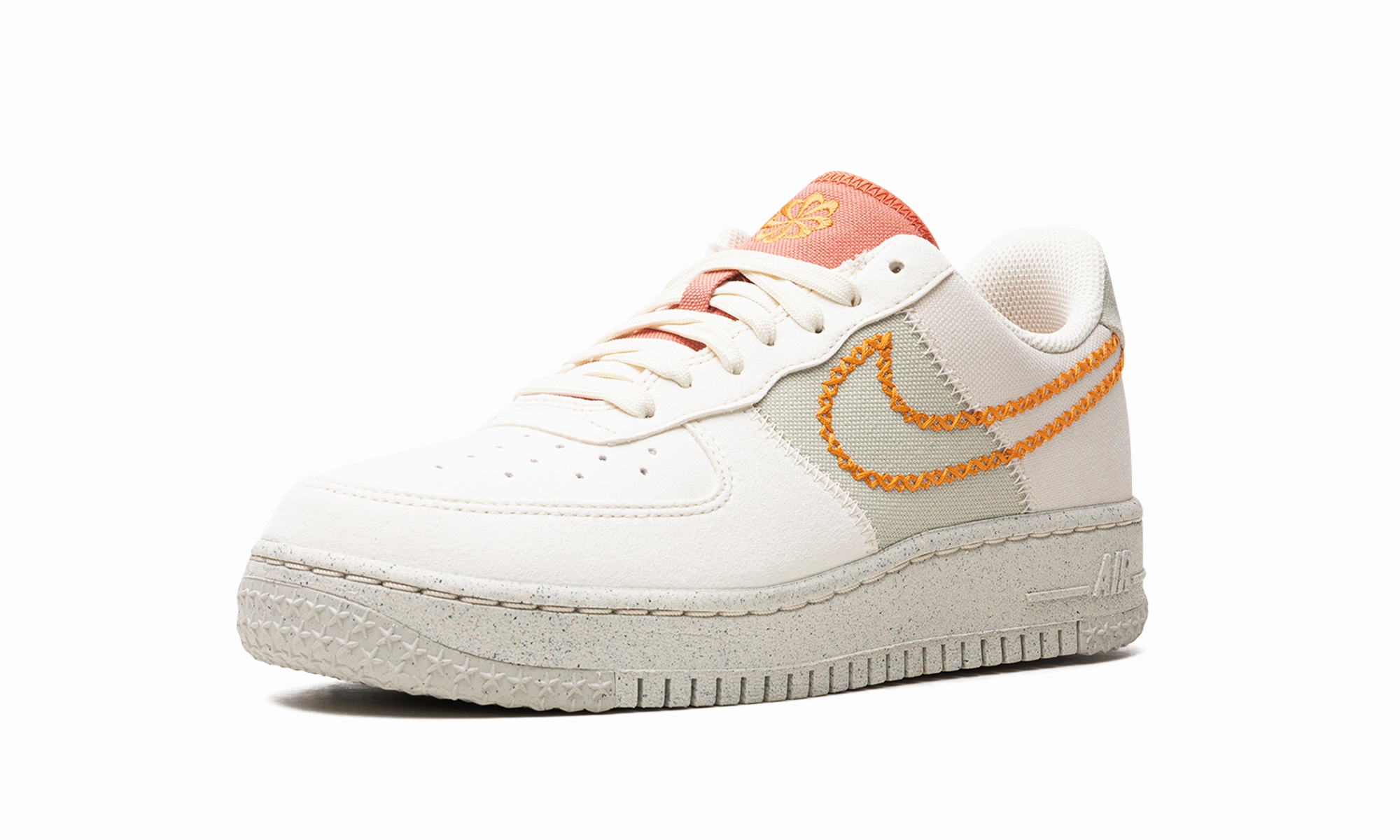 AIR FORCE 1 '07 LO NH WMNS "Next Nature - Coconut Milk" Smooth Design