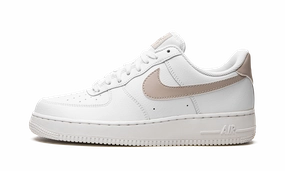 Practical Wear Route Trek AIR FORCE 1 '07 LO WMNS "White Fossil Stone (W)"