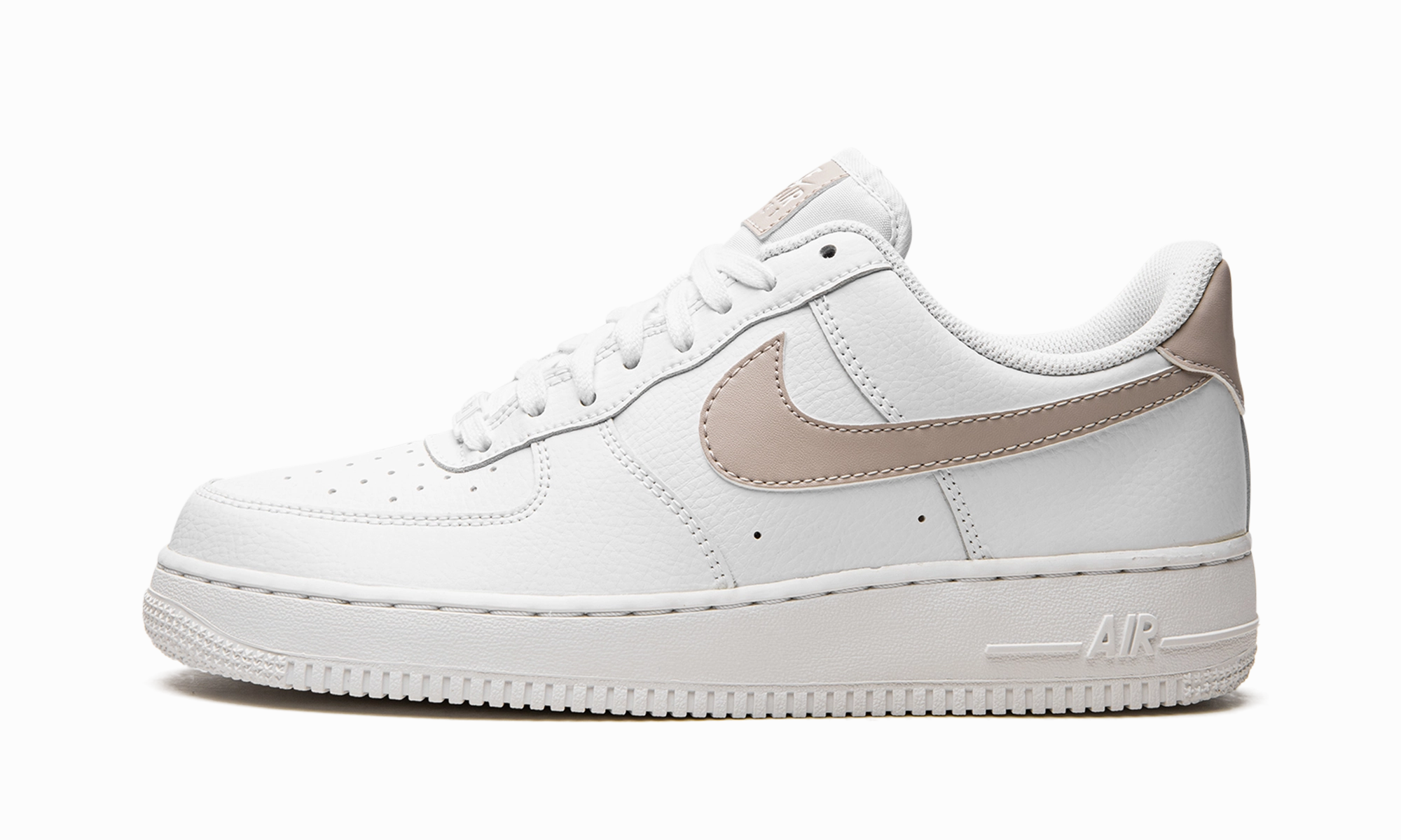 Practical Wear Route Trek AIR FORCE 1 '07 LO WMNS "White Fossil Stone (W)"