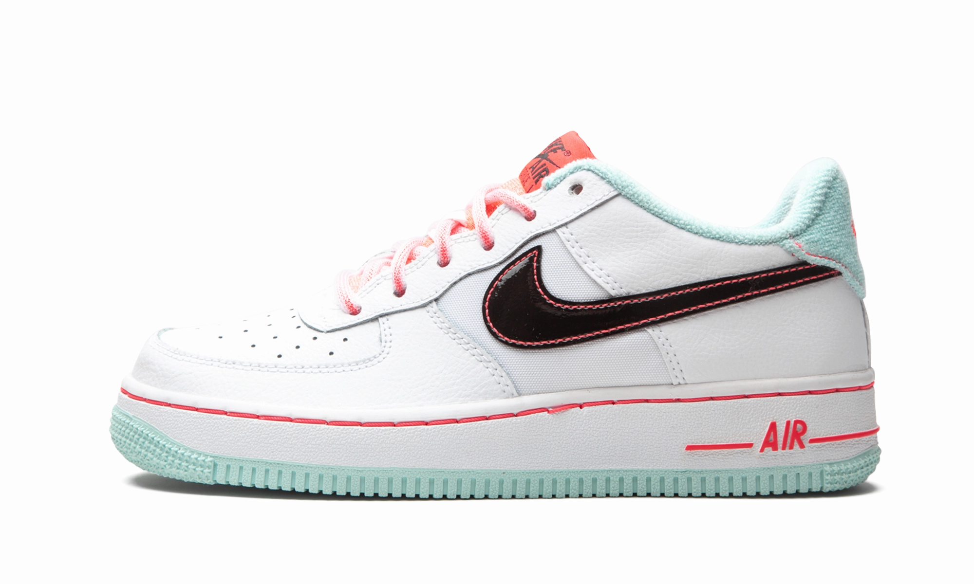 Air Force 1 '07 LV8 GS "White / Atomic Pink" Short Distance