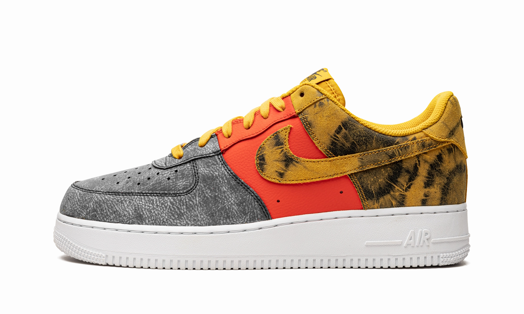 Air Force 1 '07 LV8 "Dark Sulphur Tie-Dye" Break Time