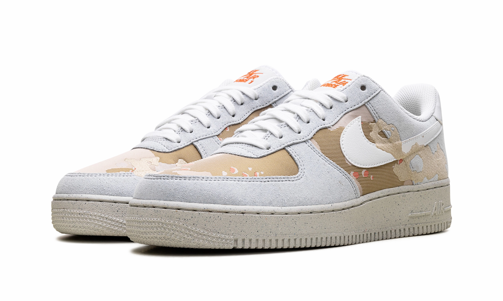 Daily Moves Heel Hug Air Force 1 '07 LX "Embroidered Desert Camo"