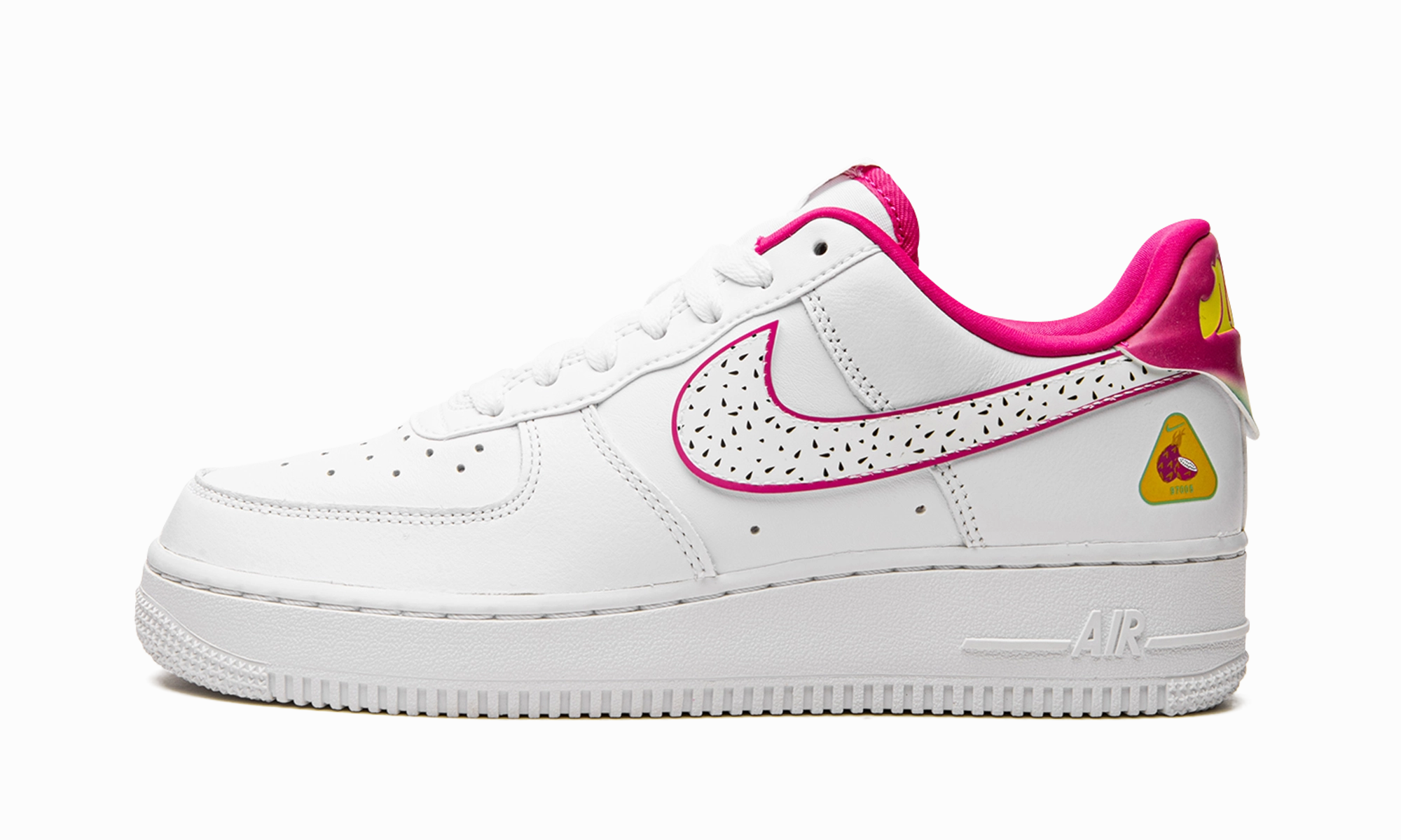 Winter Fit Outdoor Errands AIR FORCE 1 '07 LX WMNS "Dragon Fruit"
