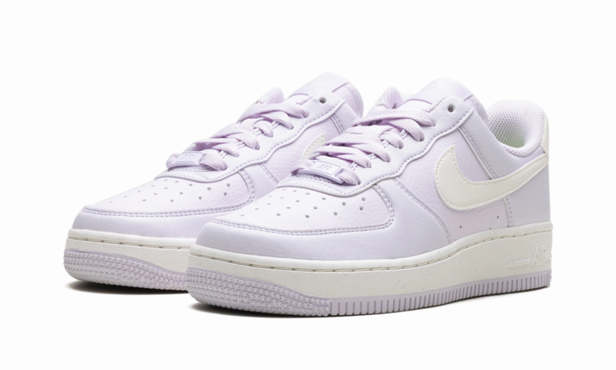 AIR FORCE 1 '07 NEXT NATURE WMNS "Barely Grape" Foam Support