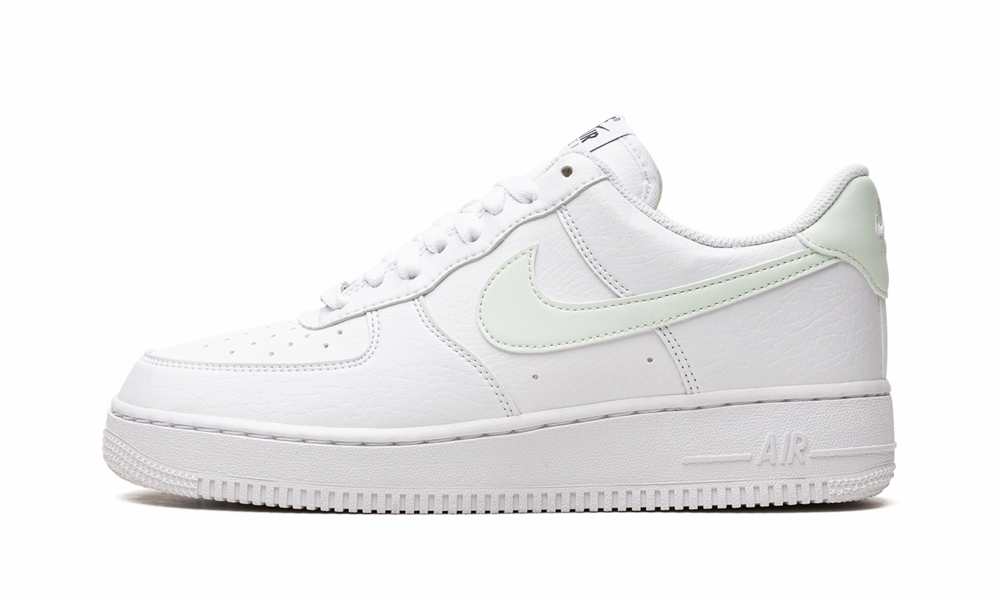 AIR FORCE 1 '07 NEXT NATURE WMNS "Barely Green" Foot Shape