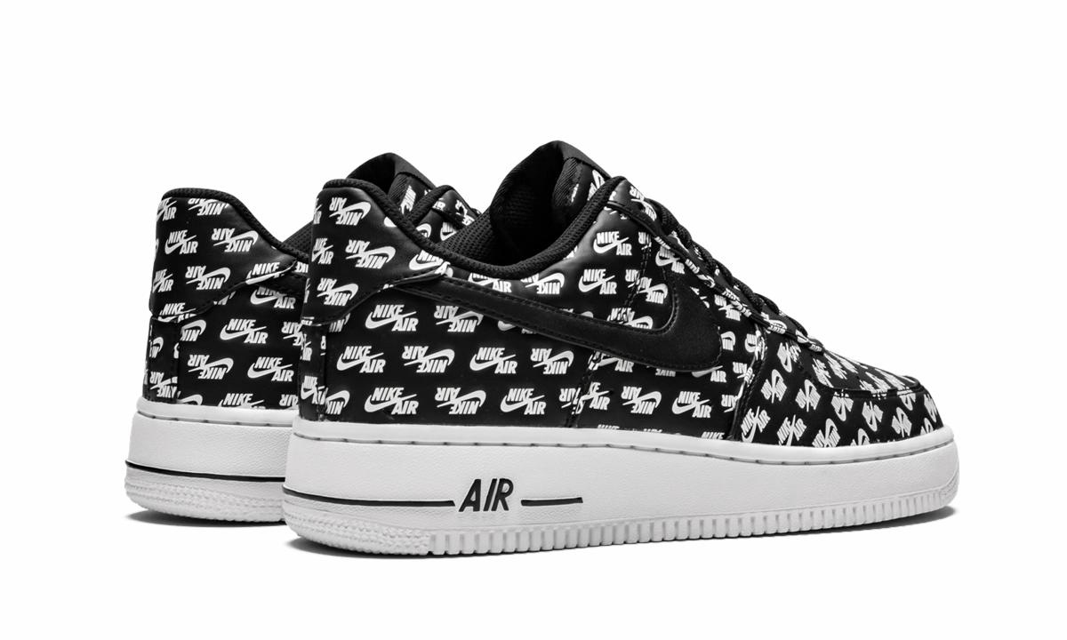 Air Force 1 '07 QS Family Out