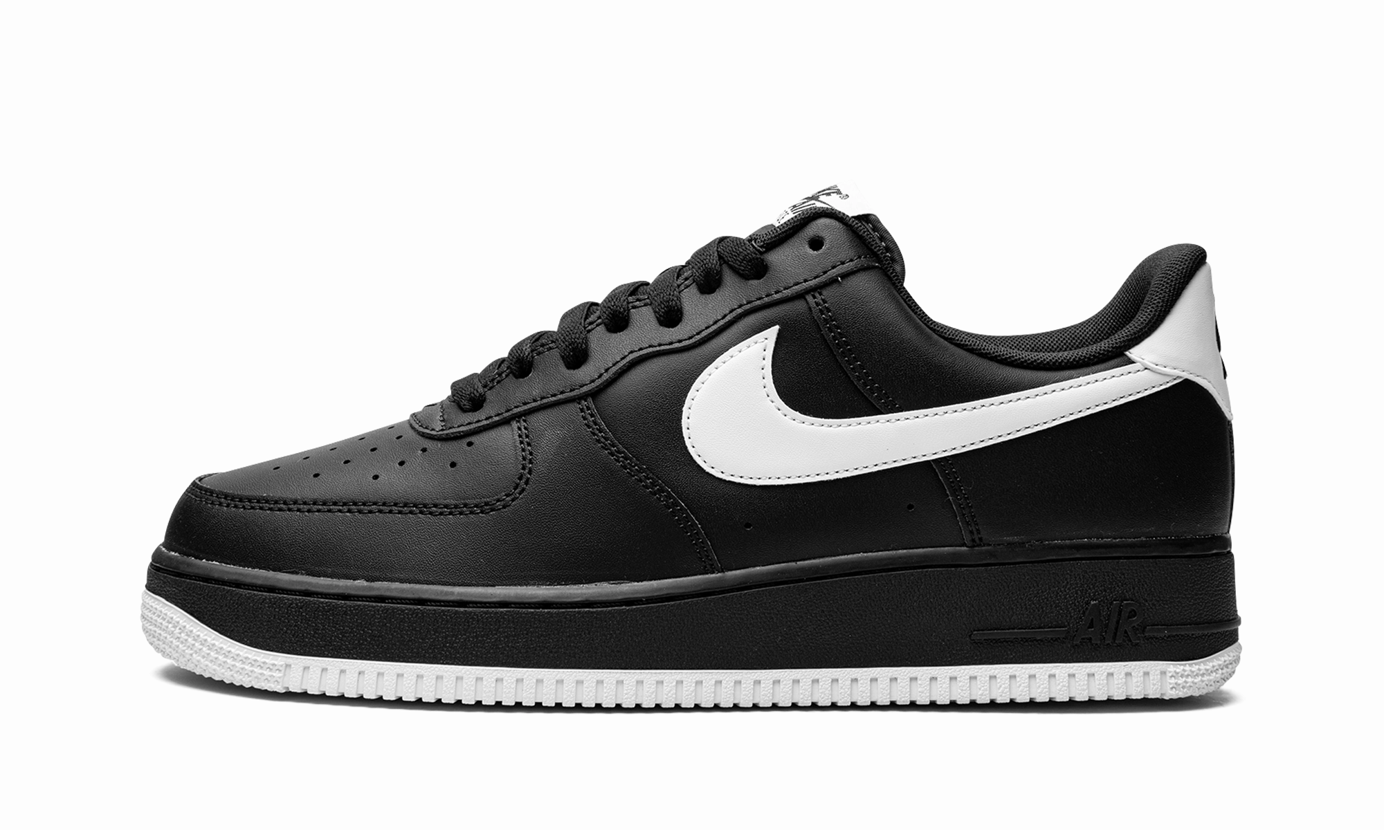 Air Force 1 '07 "Black / White" Training Light
