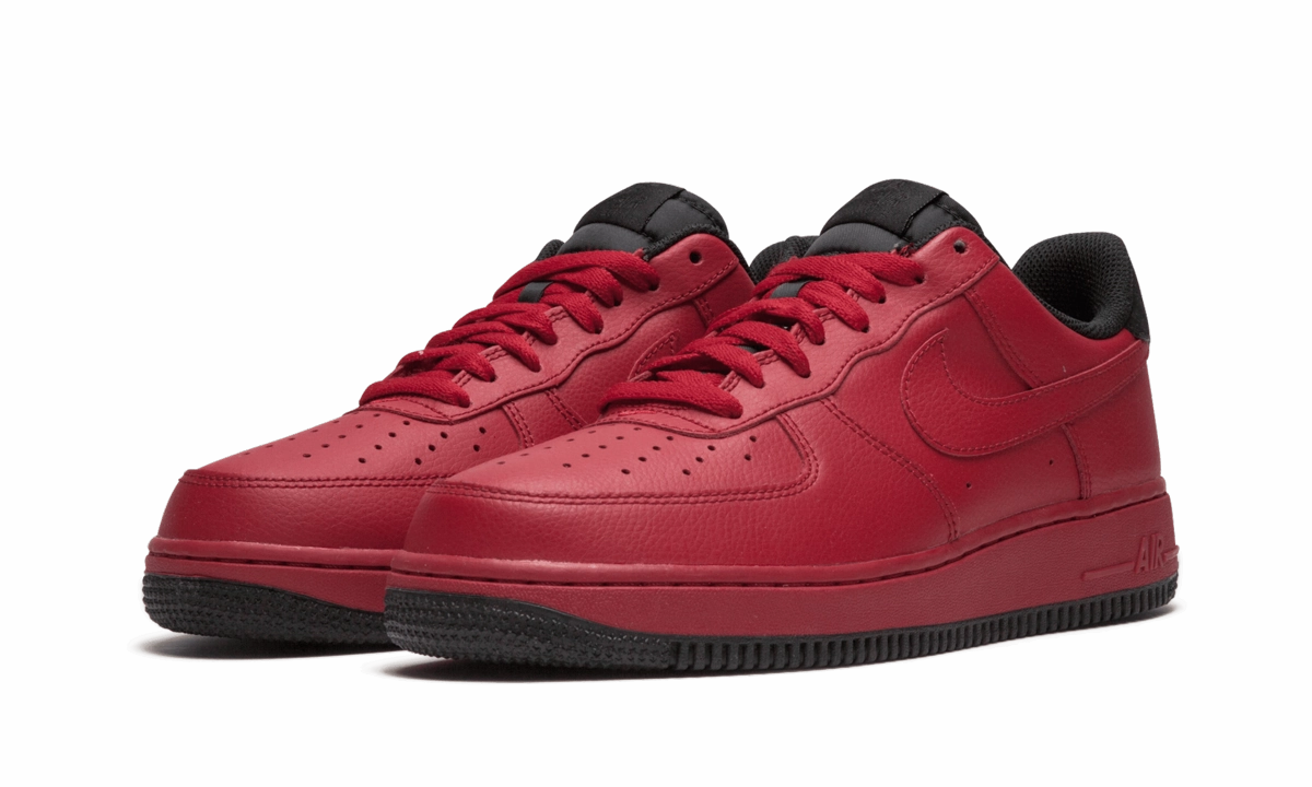 Friend Pace Lake Hike Air Force 1 '07 "Gym Red / Black"