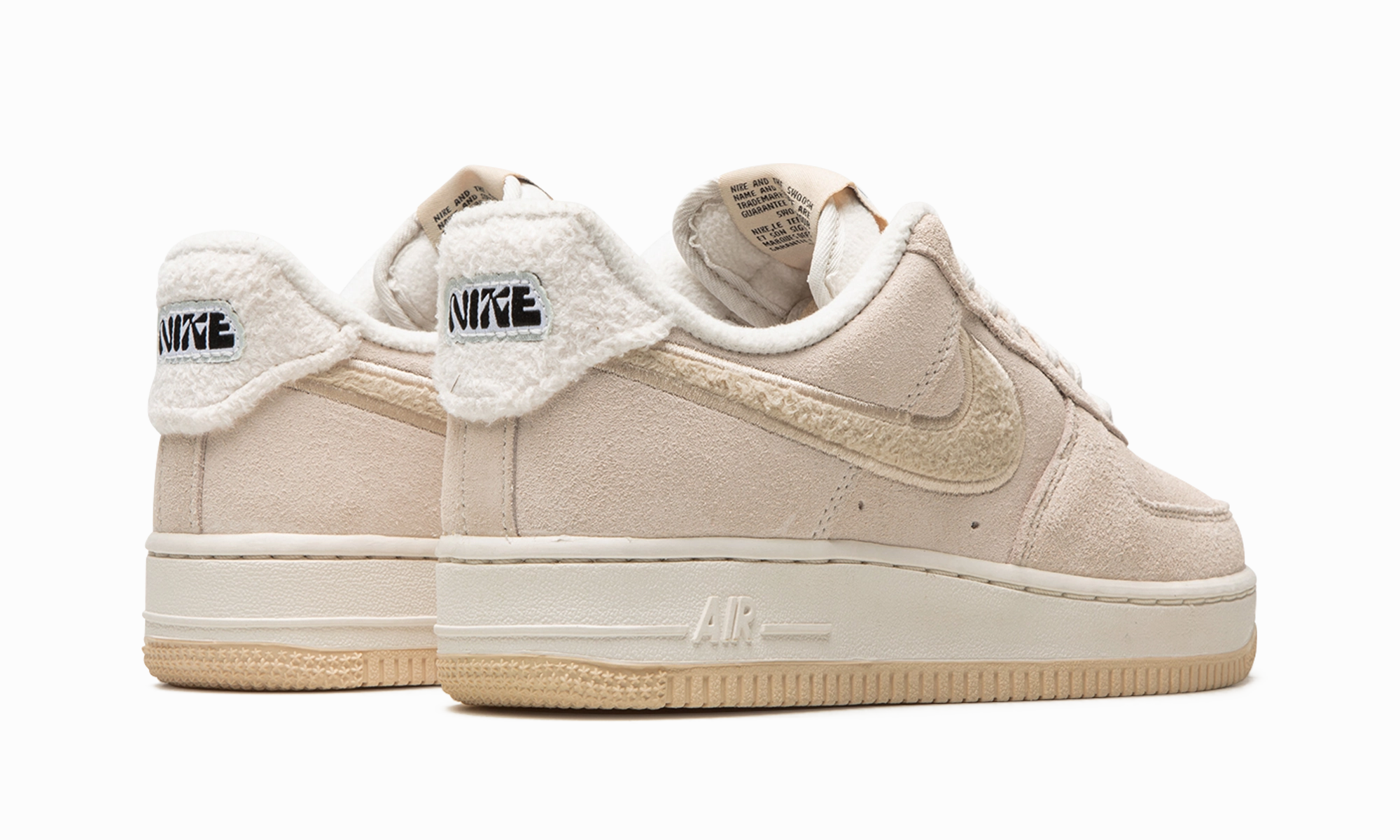 Cozy Support AIR FORCE 1 '07 SE MNS WMNS "Phantom / Sanddrift Fleece"