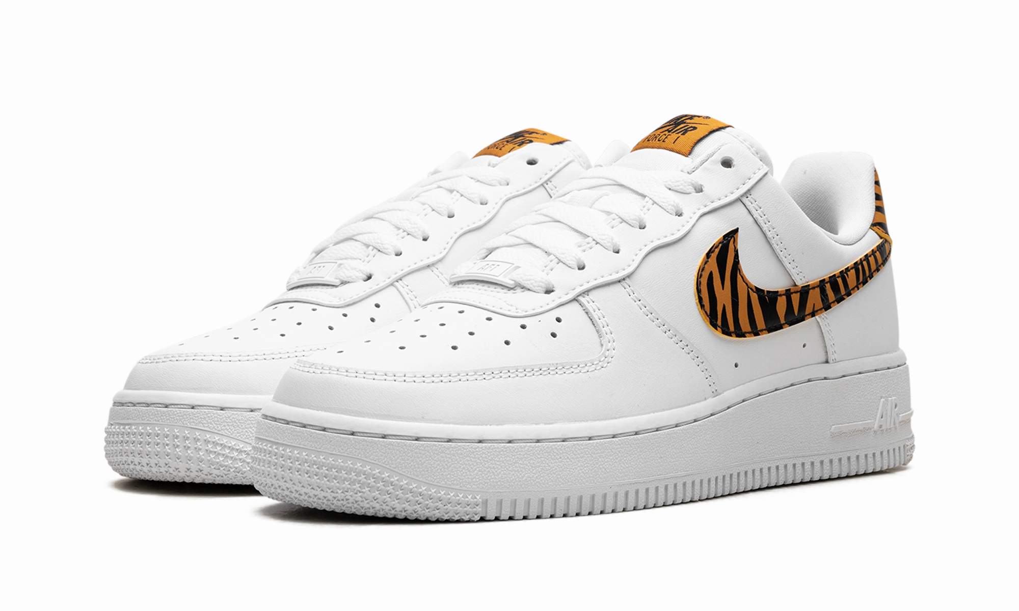 Light Grip Air Force 1 '07 WMNS "Tiger Stripes"