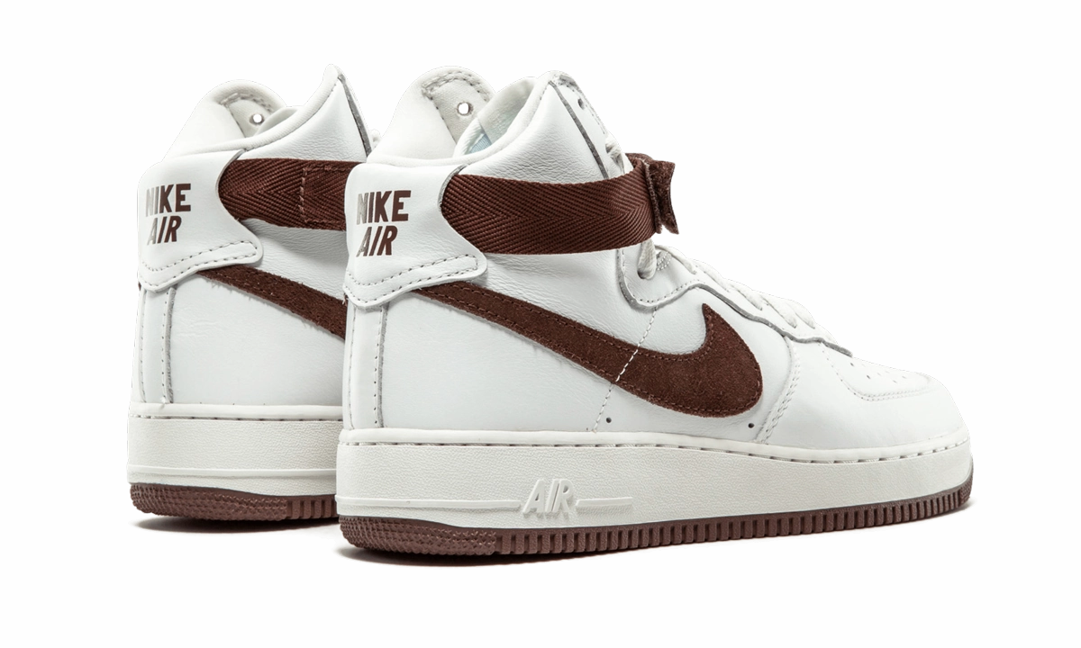 Air Force 1 HI Retro QS Marathon Day Smooth Design