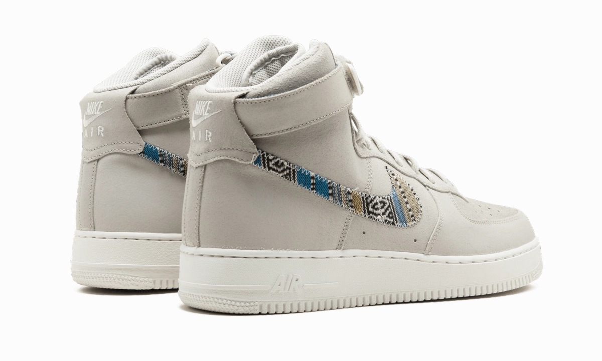 Air Force 1 High '07 LV8 Friend Pace Short Step