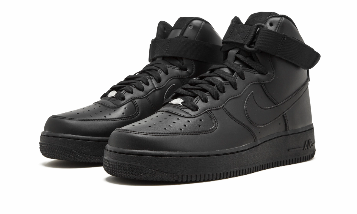 Comfy Walk Motion Tech Air Force 1 High '07 "Triple Black"