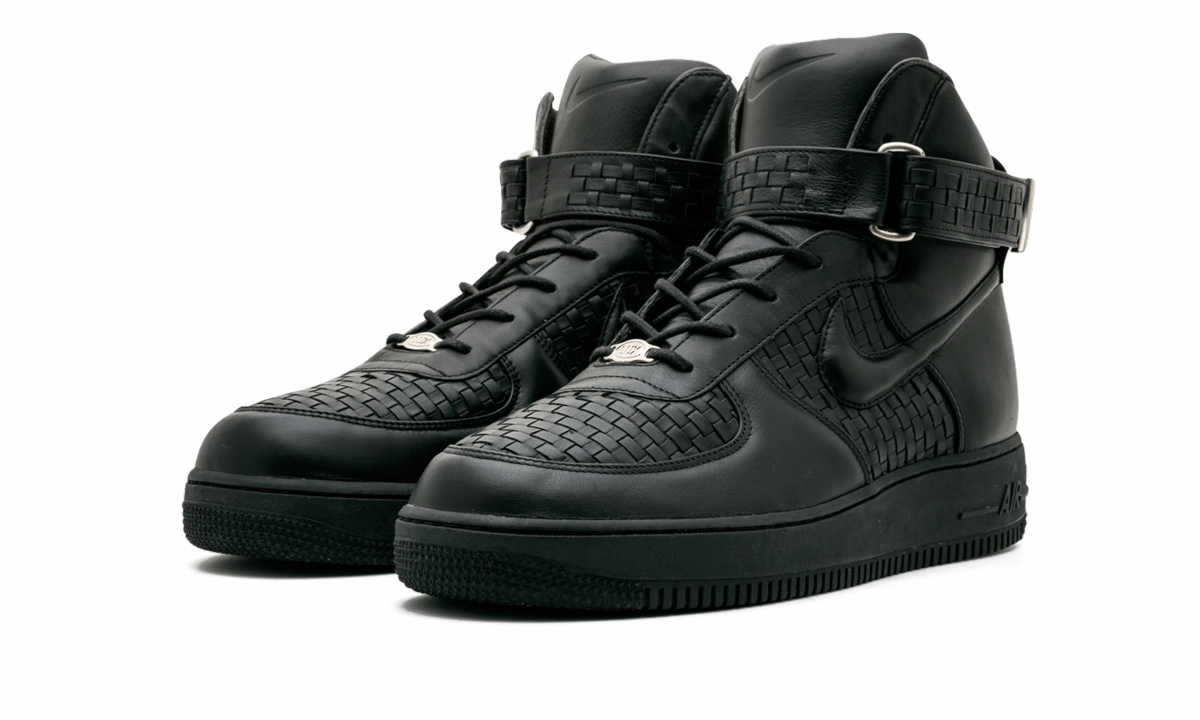 Air Force 1 High Lux 04 "Black" Ease Motion