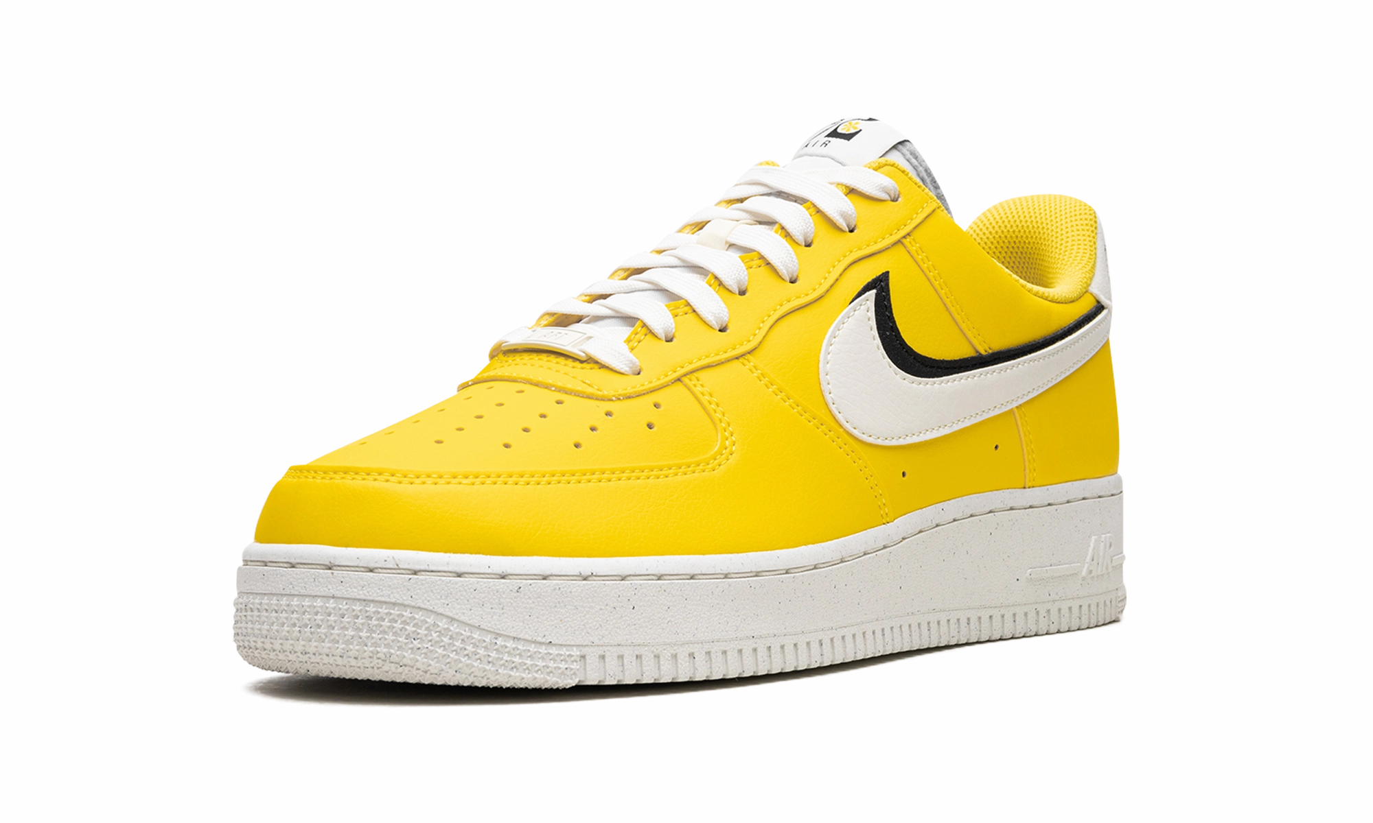 Air Force 1 Low '07 LV8 "Tour Yellow" Sprint Walk