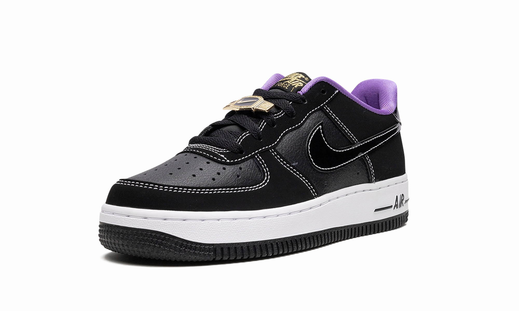 Air Force 1 Low '07 LV8 "World Champ" Travel Light