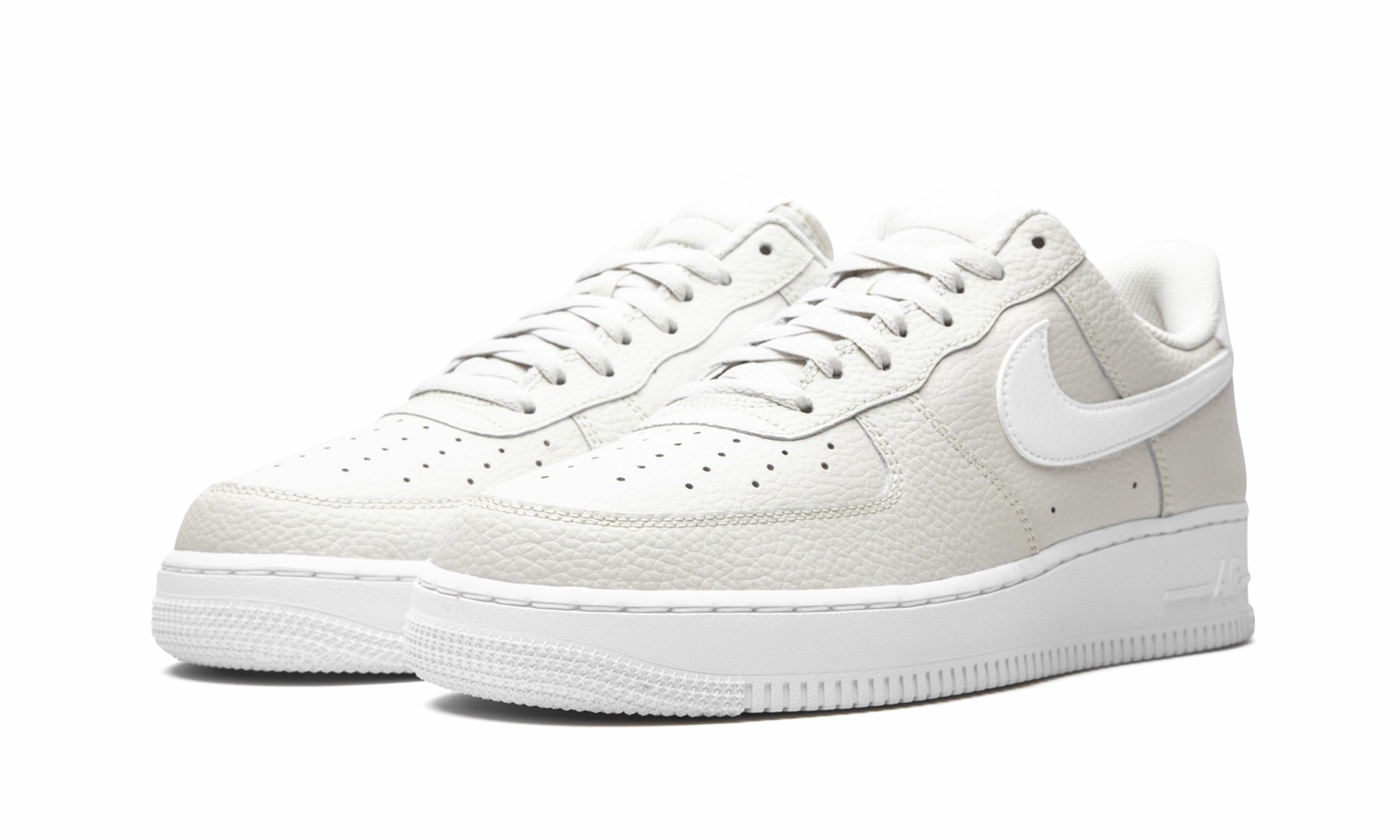 Weekend Comfort Street Ready Air Force 1 Low '07 "Light Bone"