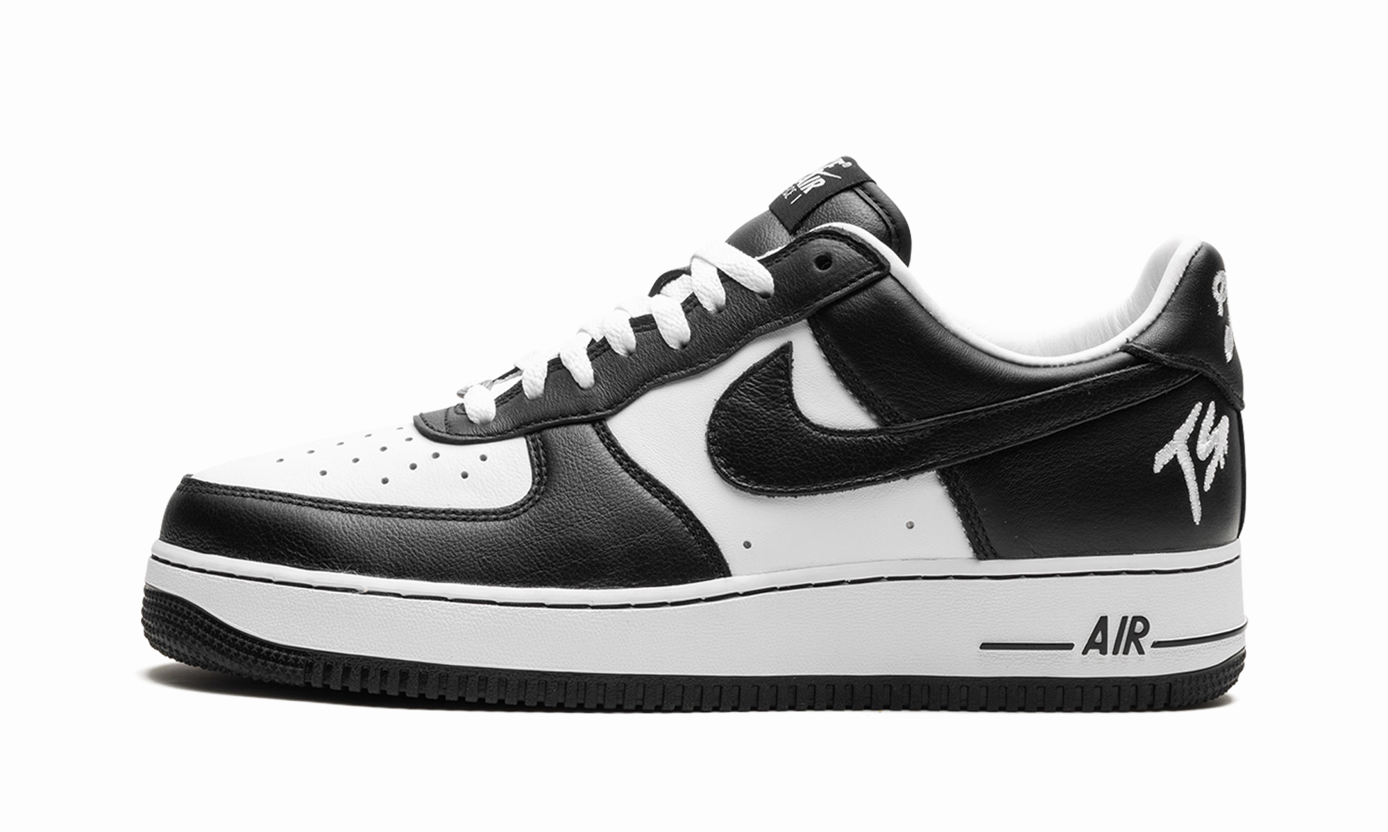 Air Force 1 Low QS Special Box "Terror Squad Blackout" Well Built