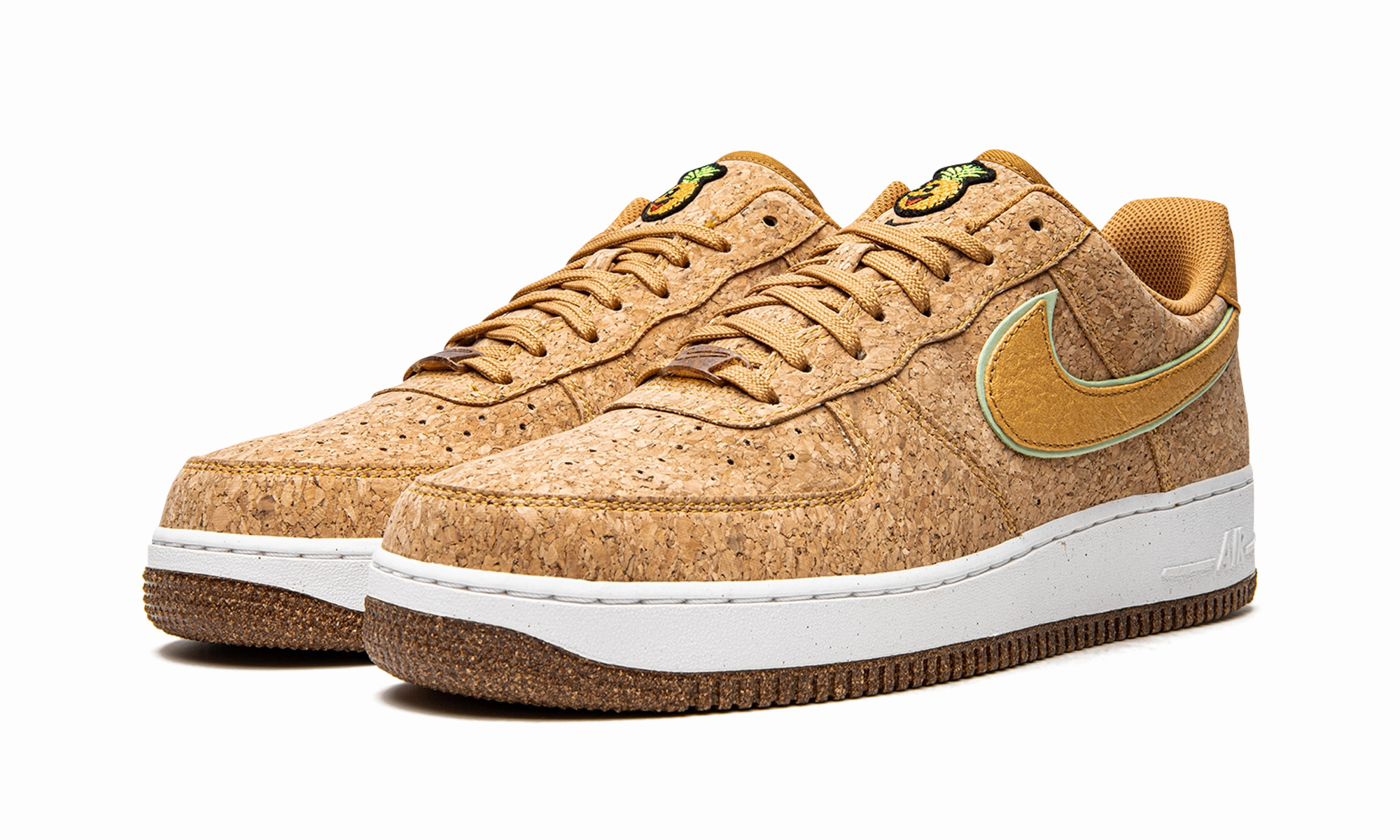 Air Force 1 Low "Happy Pineapple" All-Purpose Footwear Foot alignment