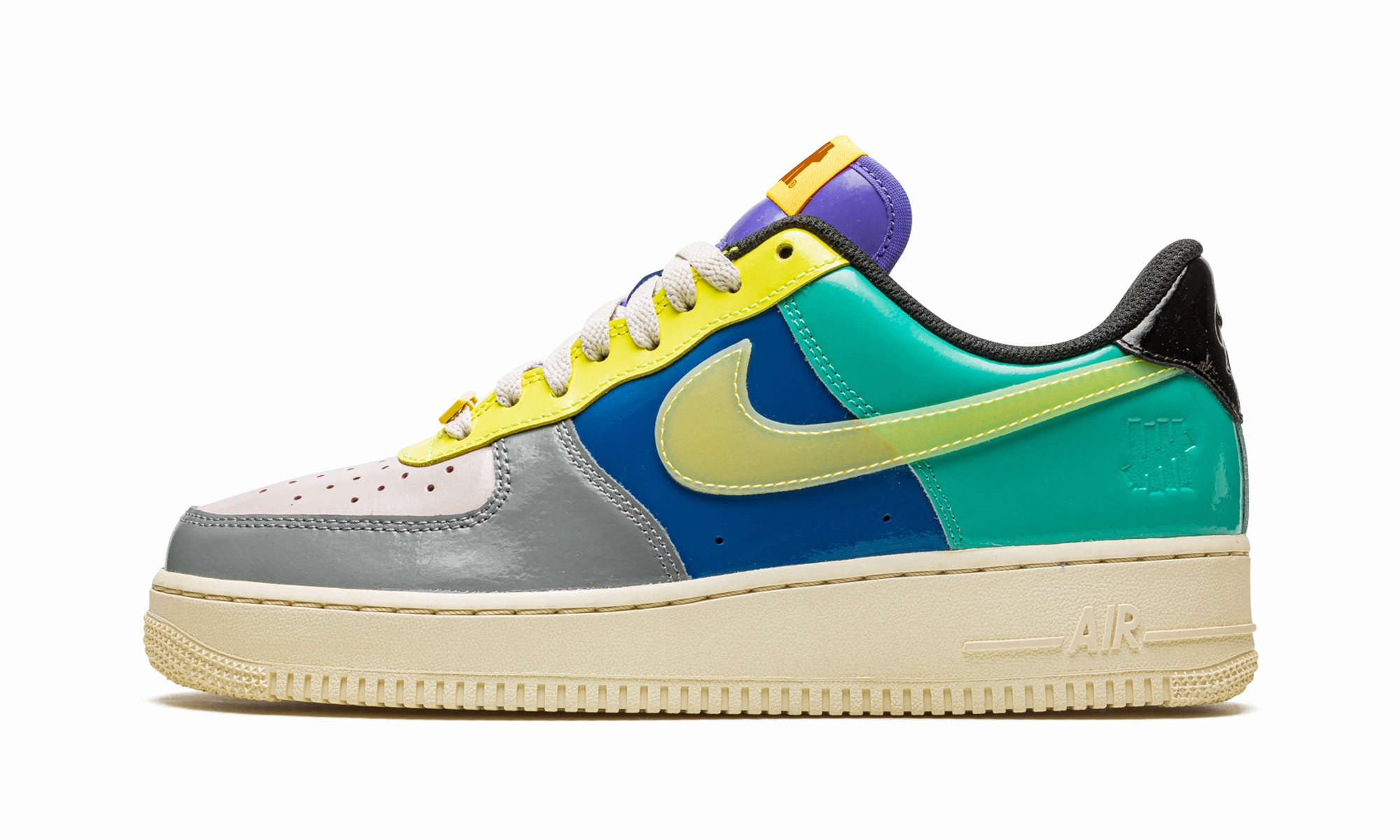 Air Force 1 Low "UNDEFEATED - Multi Patent" padded insole Textured Surface