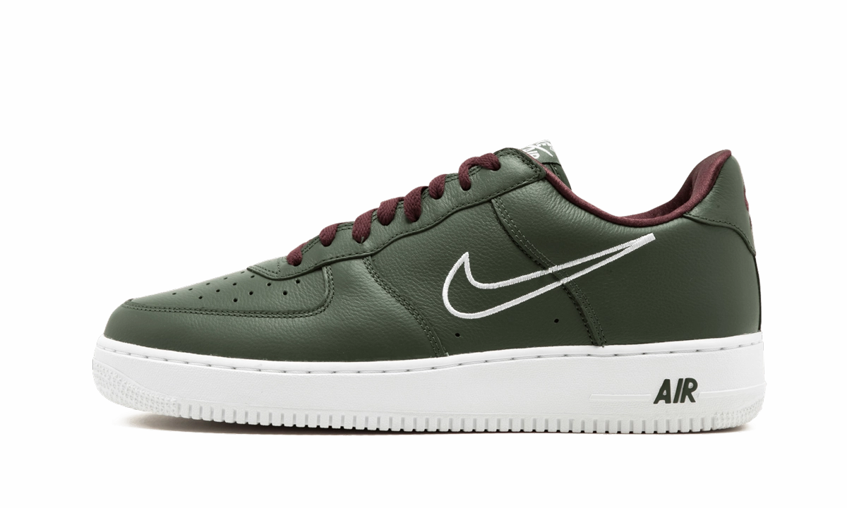 Air Force 1 Low Retro "Hong Kong" Balanced Ride Lace   Up Design