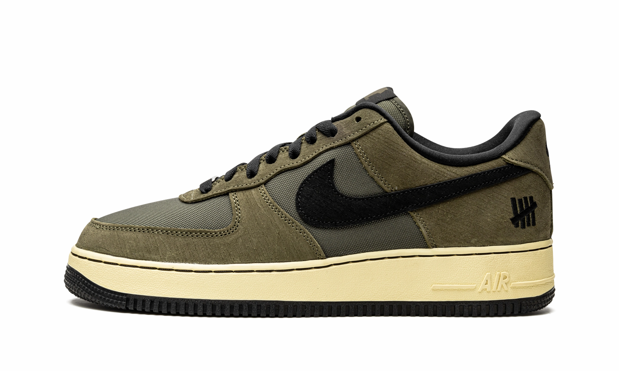 Air Force 1 Low SP "Undefeated - Ballistic" Weightless Wear