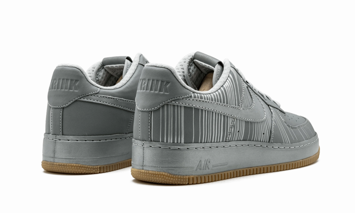 Compact Form Outdoor Day Air Force 1 Low Supreme "Krink"