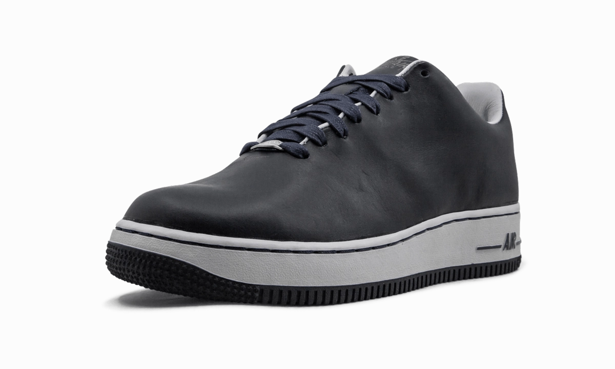 Road Fit Air Force 1 LTD "Seamless Black"